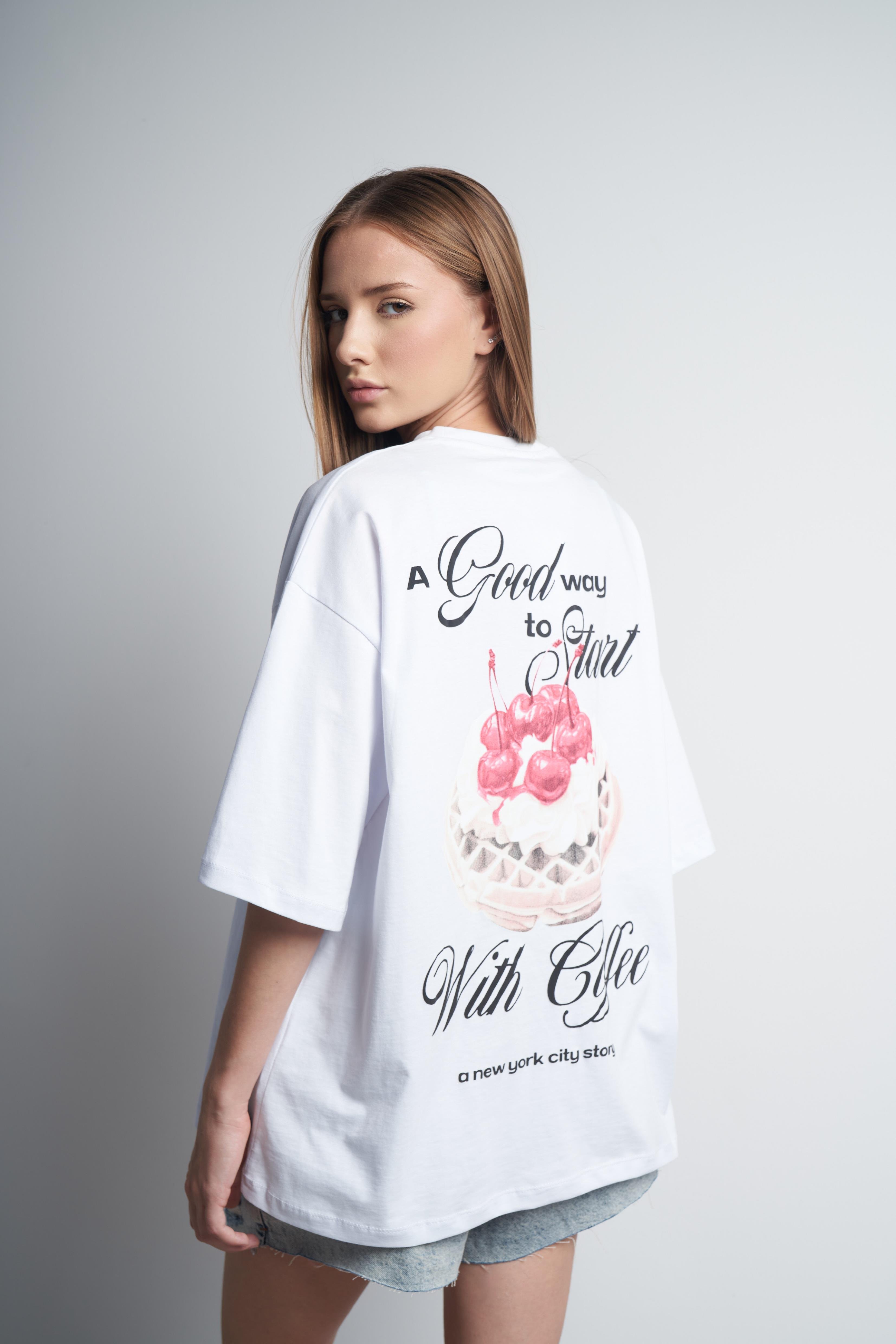 Kiraz Baskılı Oversize Kısa Kol T-shirt Beyaz