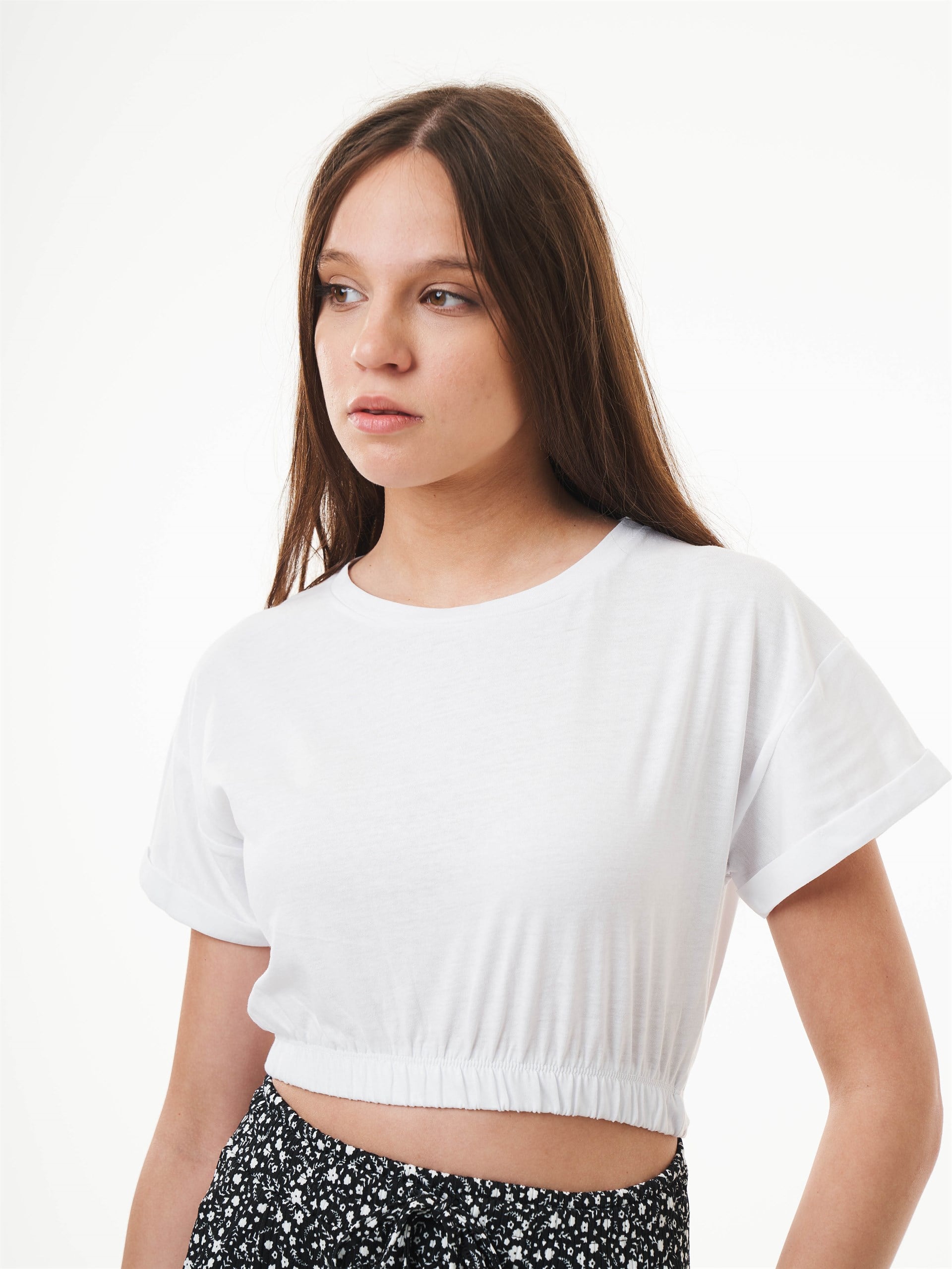 Kısa T-shirt