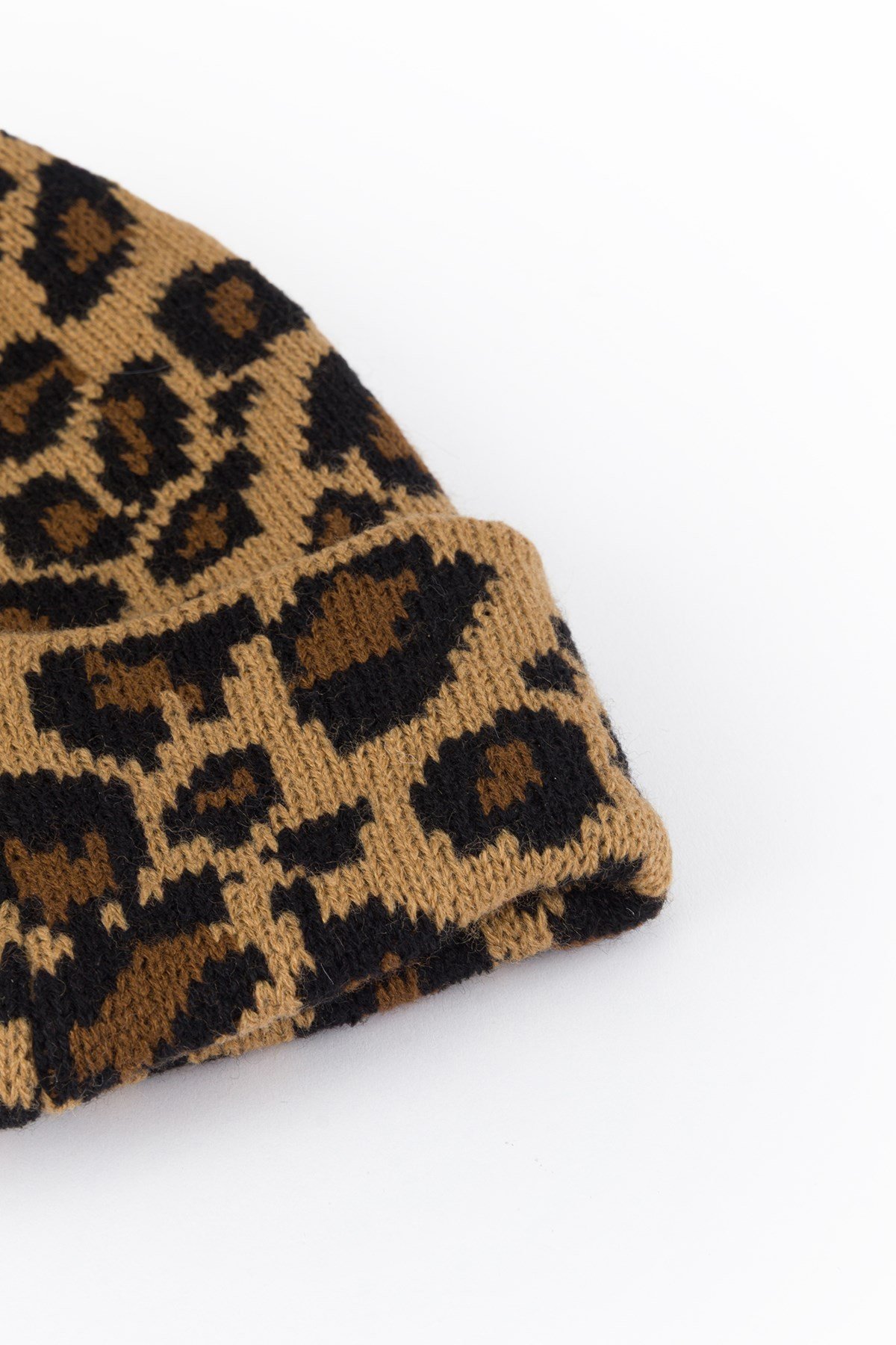 Leopar Desenli Bere