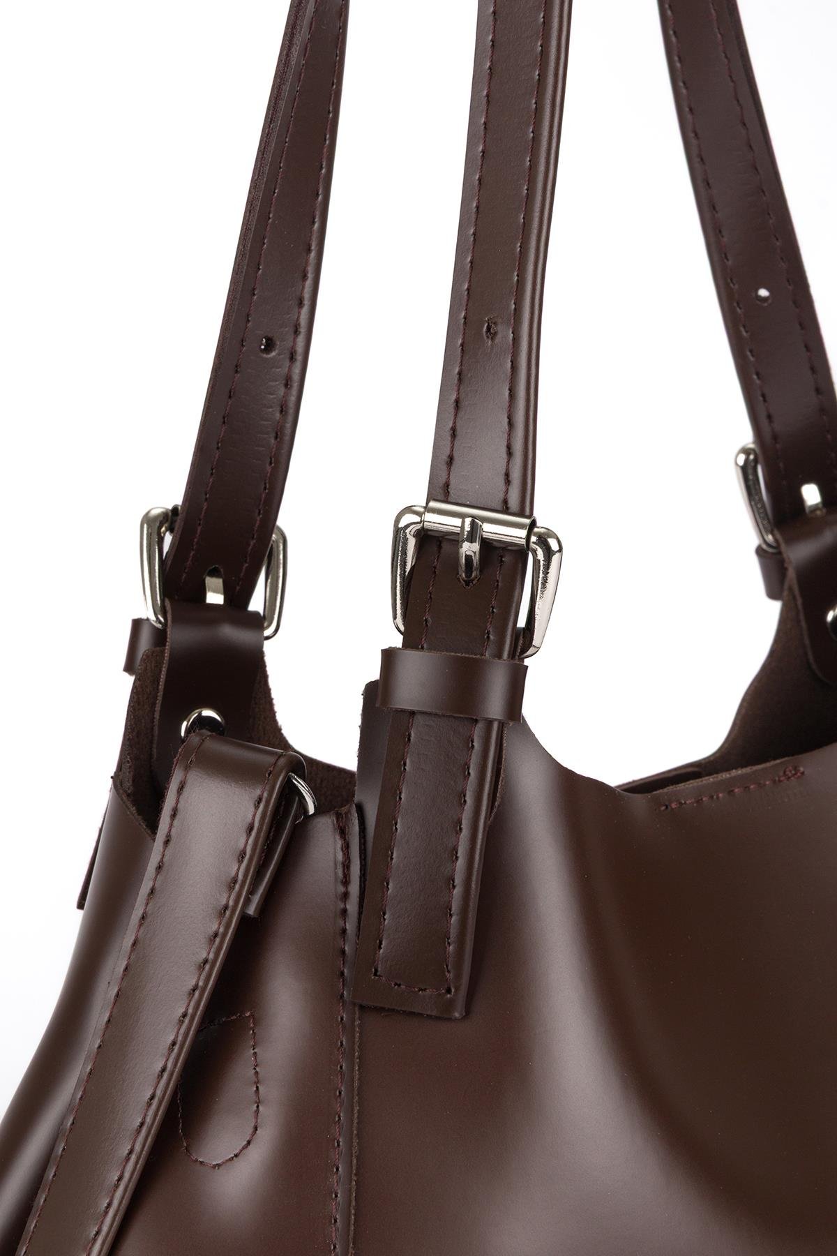 Madam Model Omuz Çantası Kahve