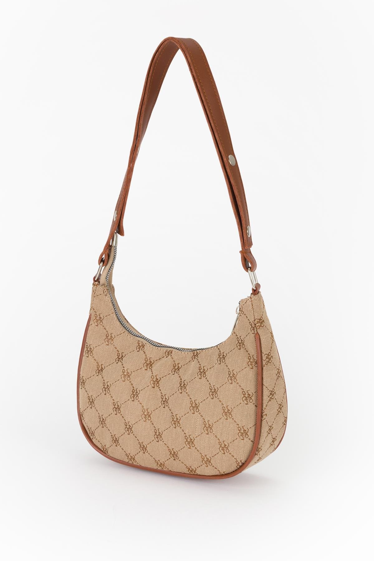 Monogram Desenli Baget Çanta Bej