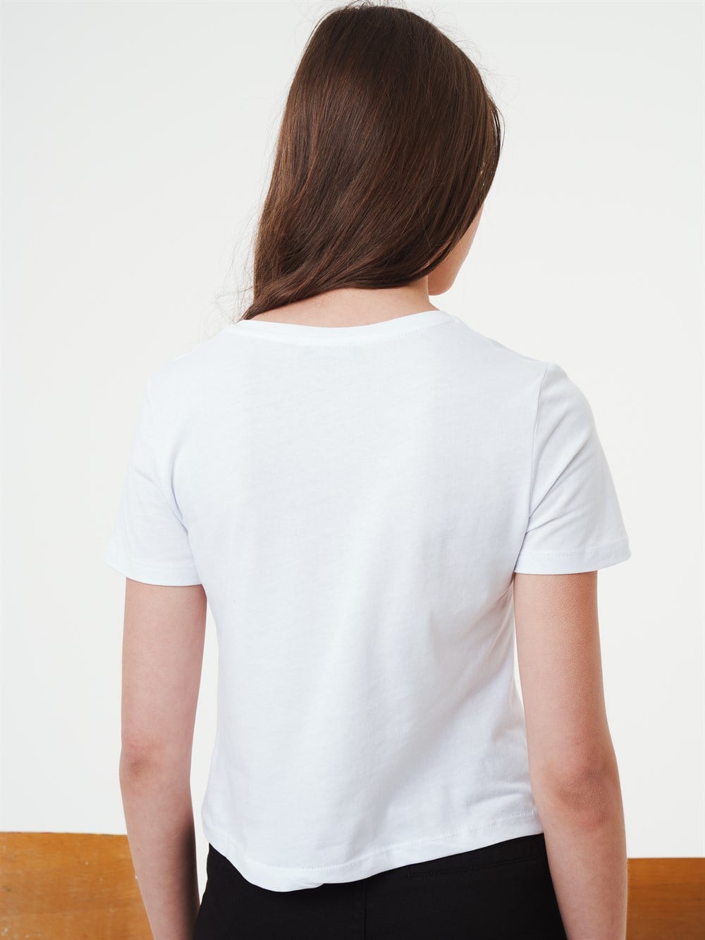 Nakış Baskılı Kısa T-shirt