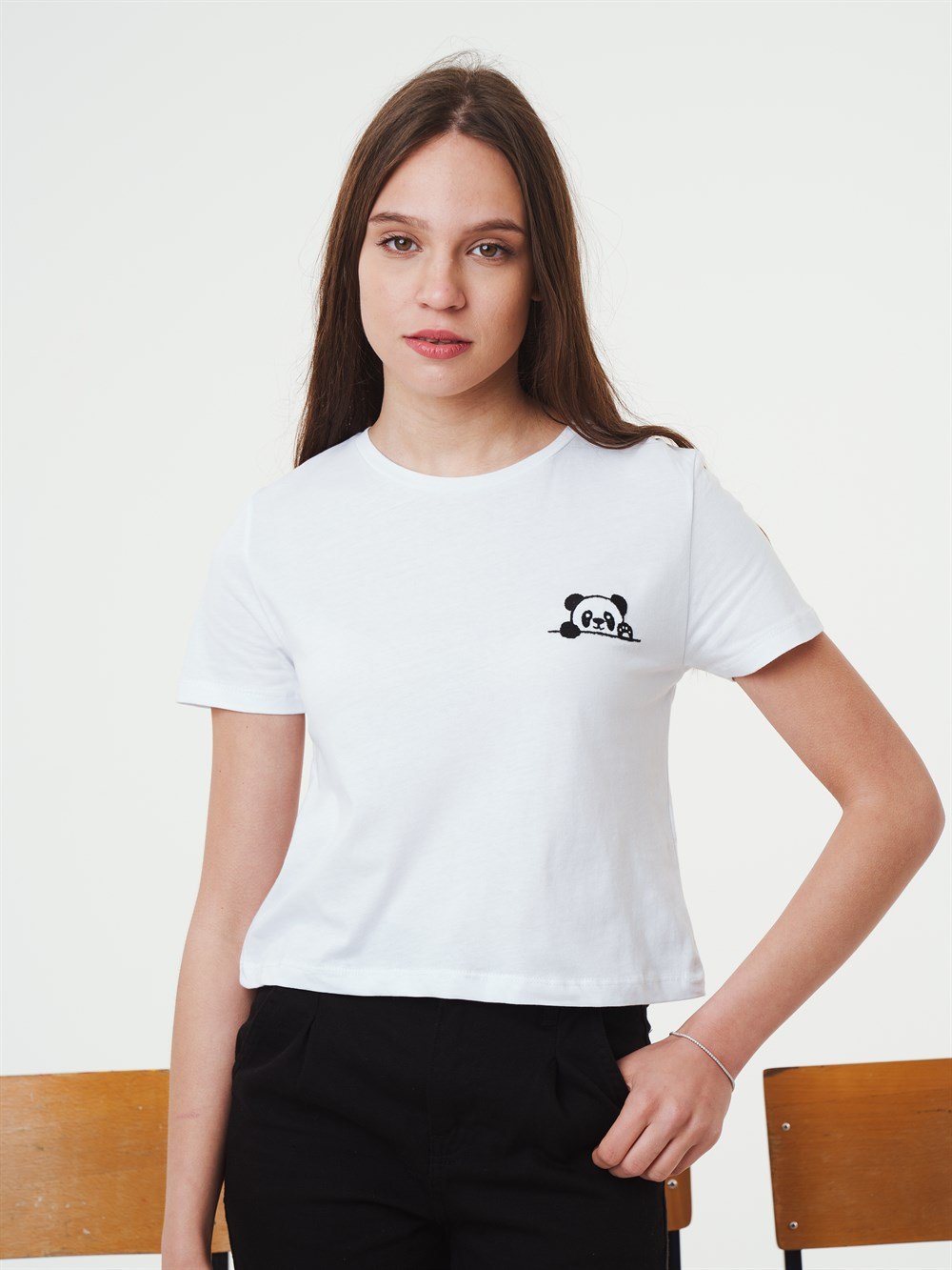 Nakış Baskılı Kısa T-shirt