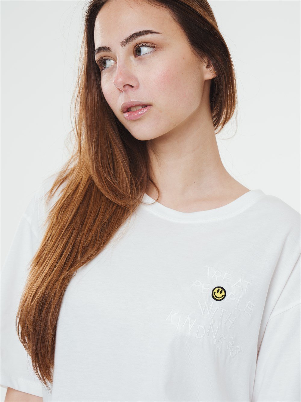 Nakış Baskılı T-shirt