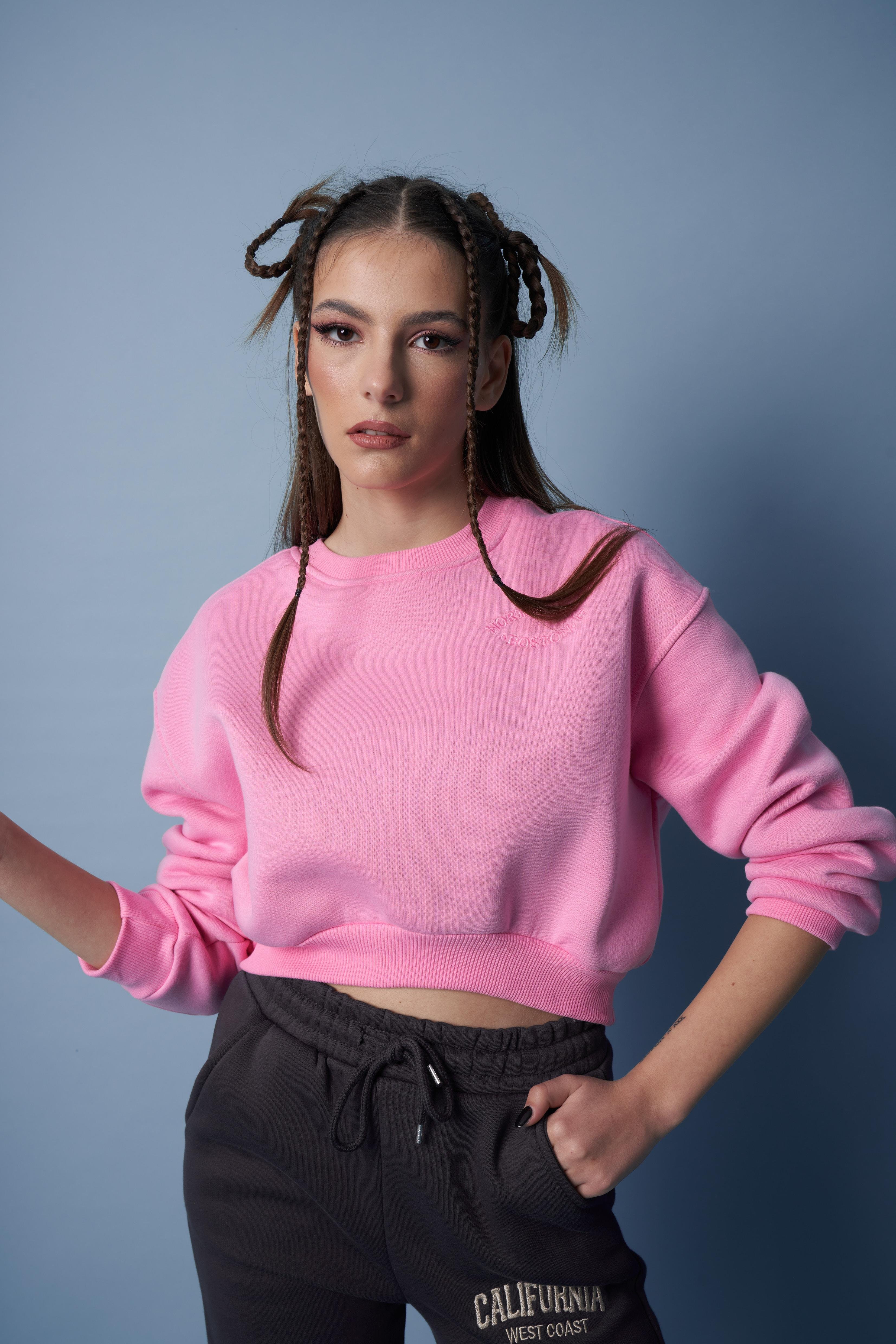 Nakış Detaylı Kısa Basic Sweatshirt Pembe