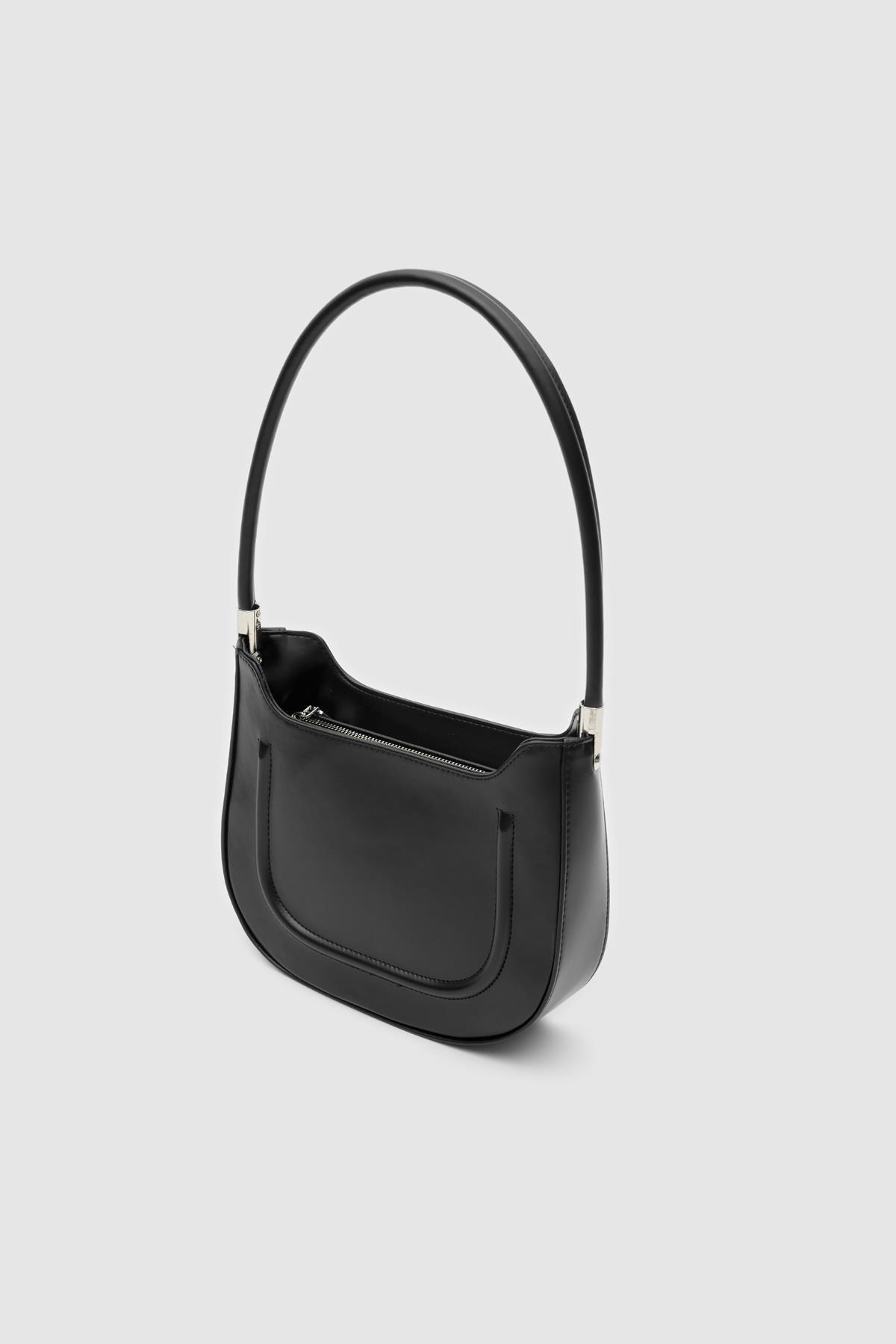 Oval Baget Çanta Siyah