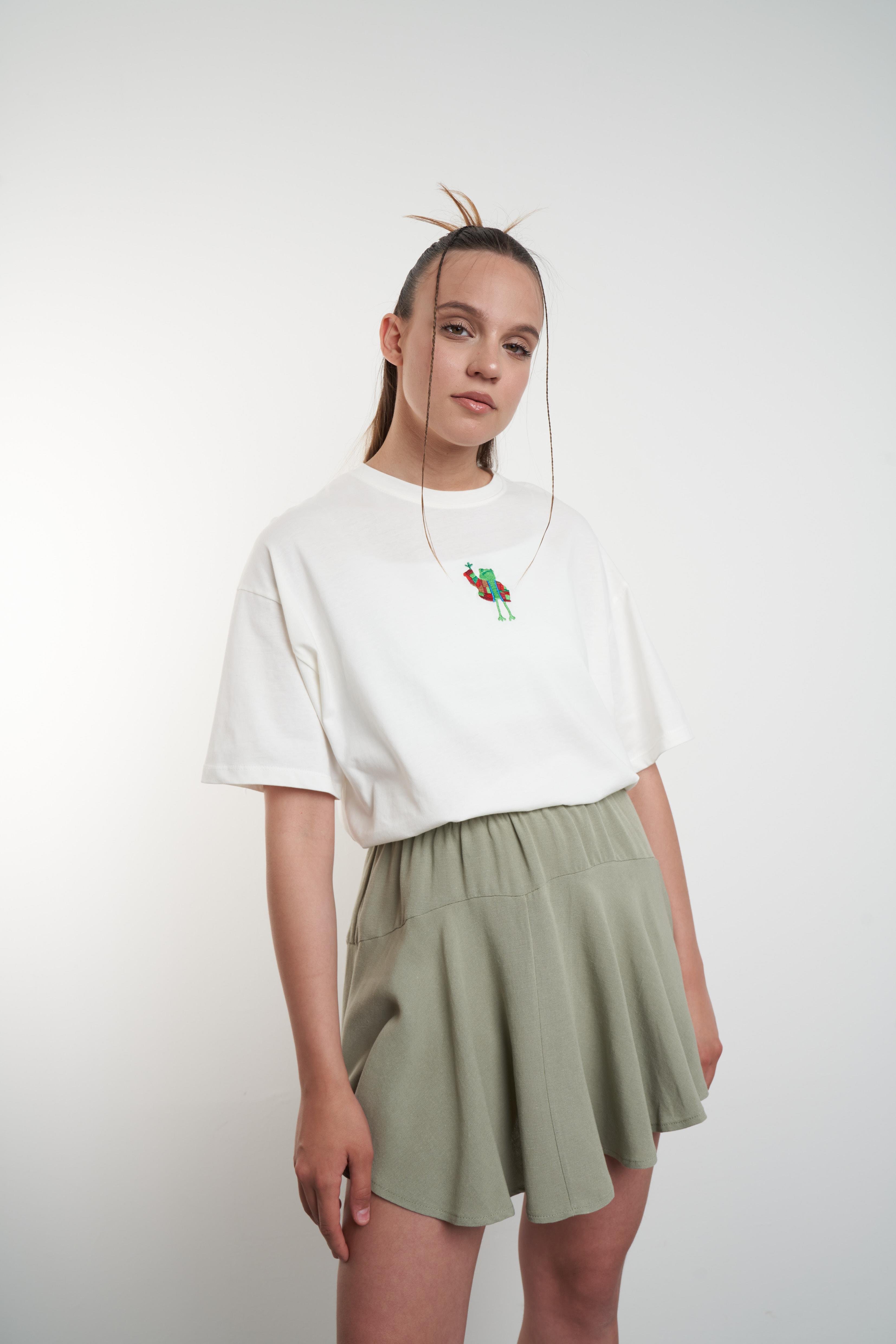 Oversize Kaplumbağa Nakış Baskılı T-shirt Ekru