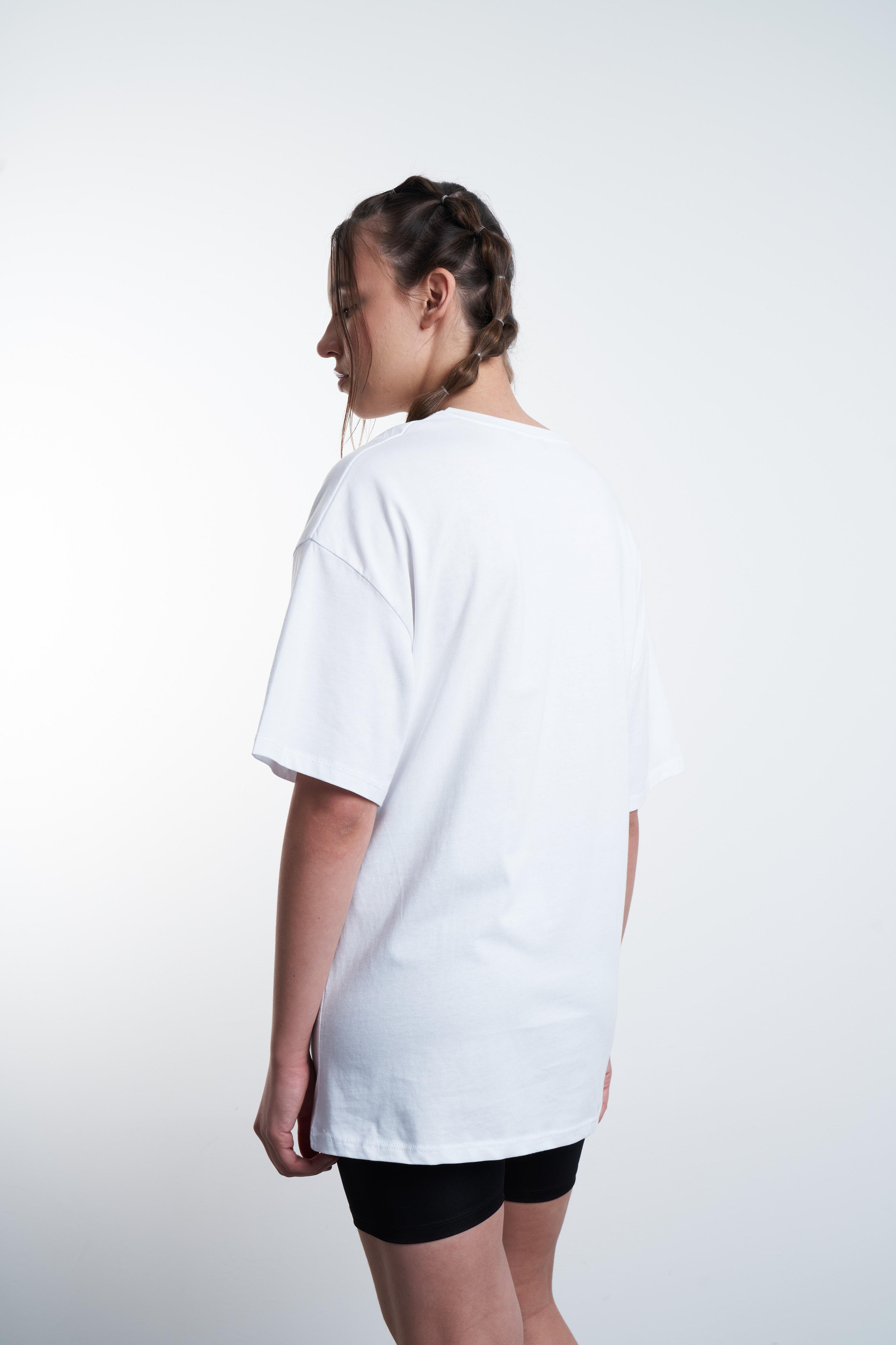 Oversize Konum Nakış Baskılı T-shirt Beyaz