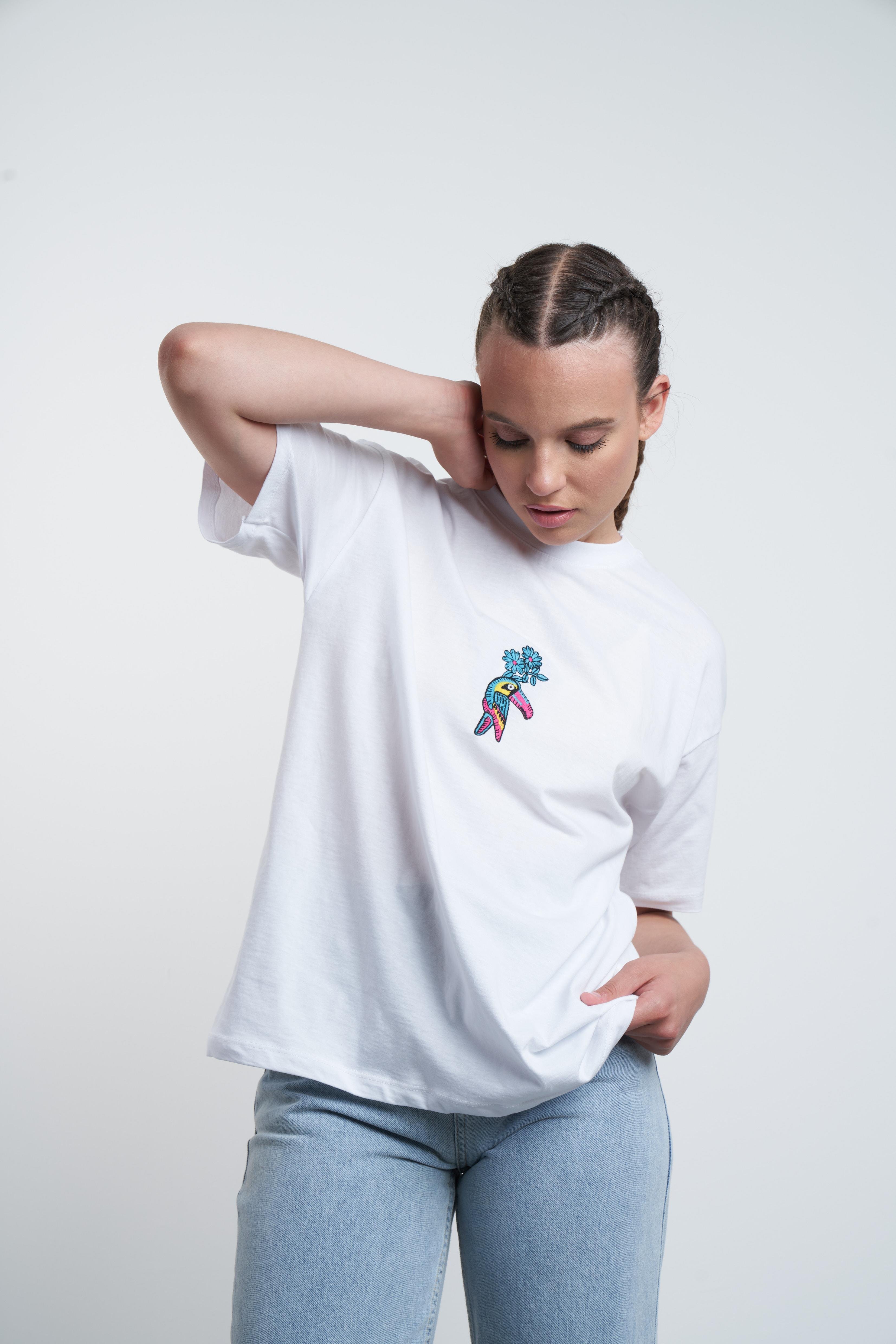 Papağan Nakış Baskılı T-shirt Beyaz