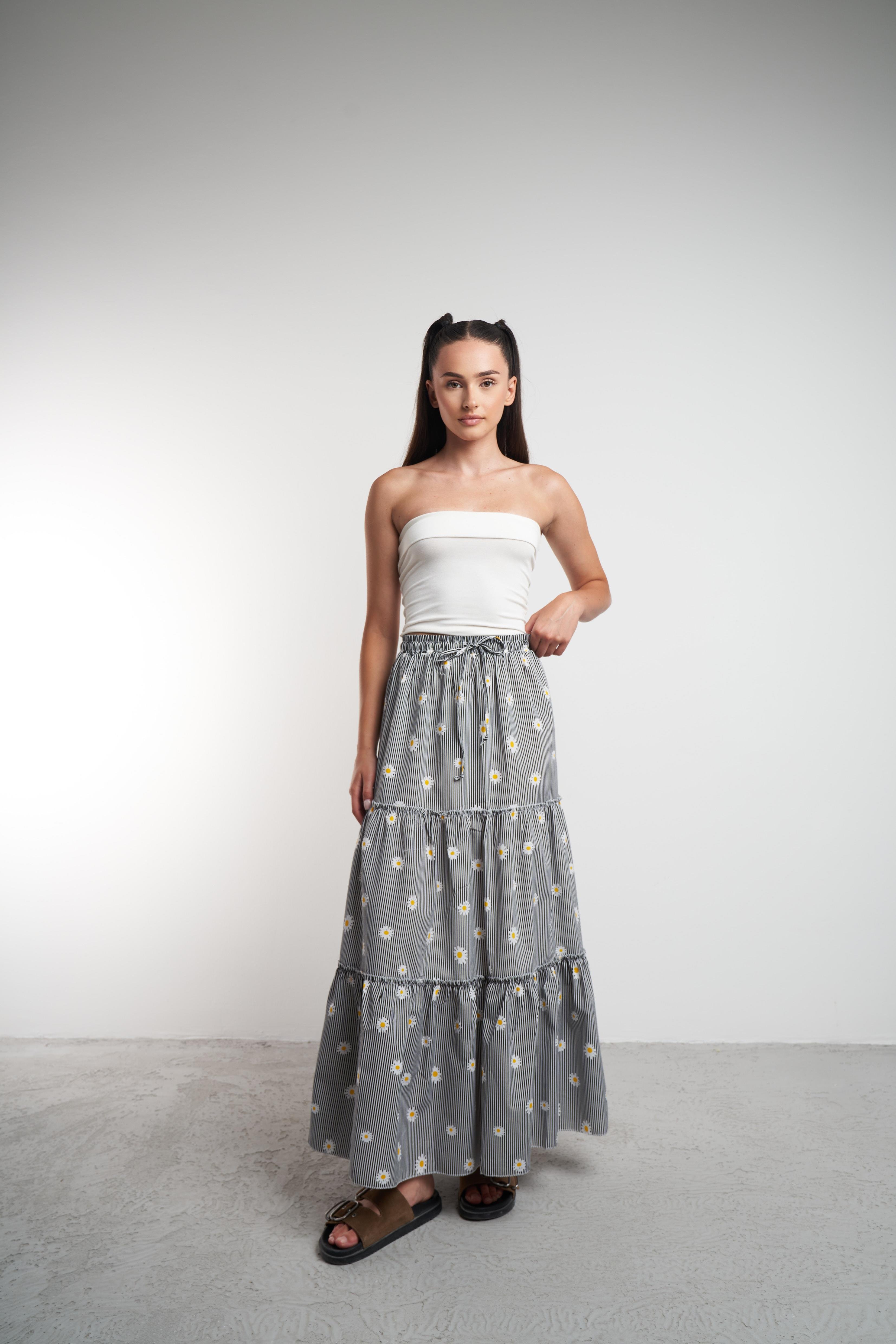 Papatya Desen Çizgili Uzun Etek Siyah-Beyaz