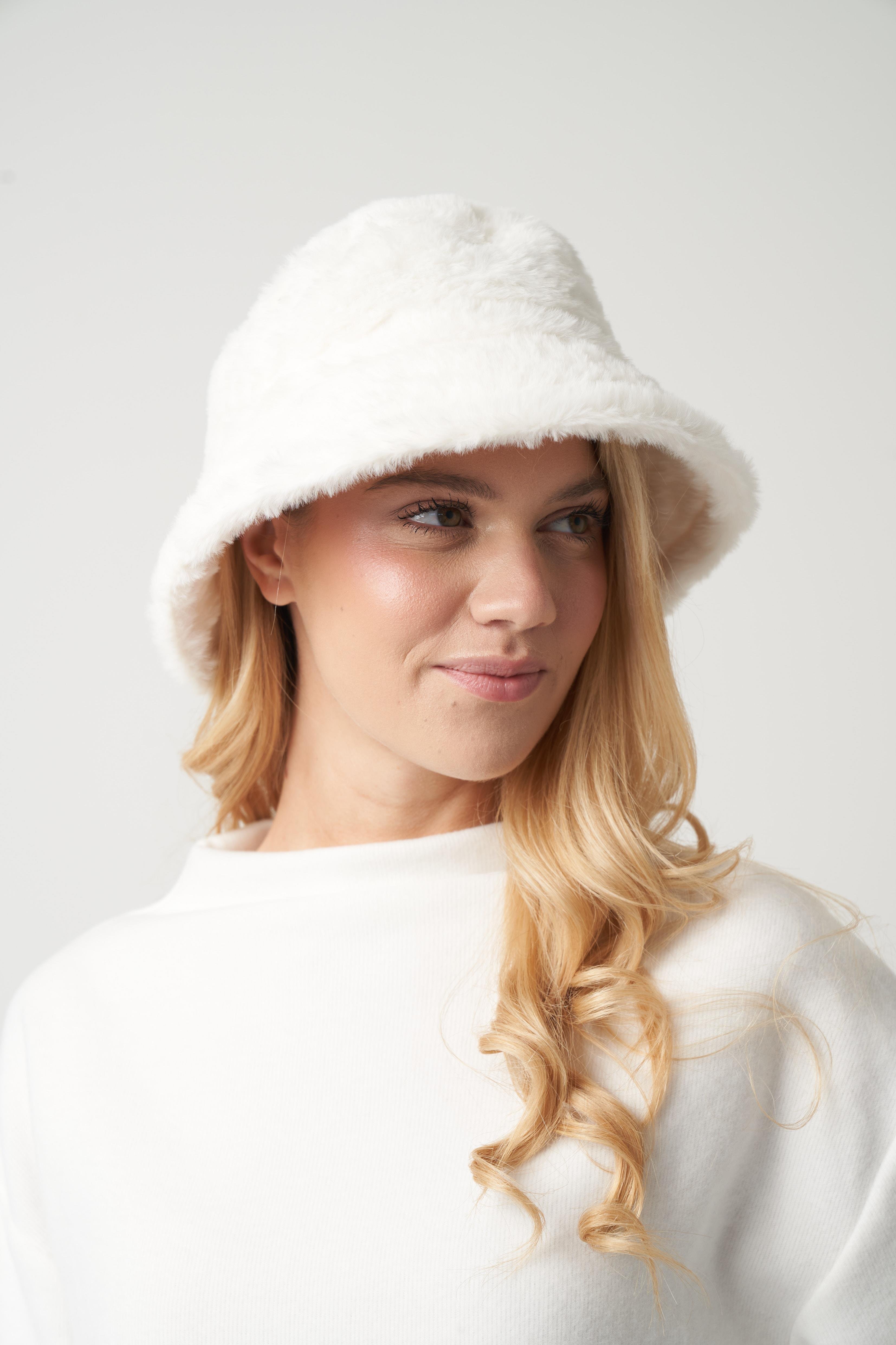 Peluş Bermuda Şapka Ekru