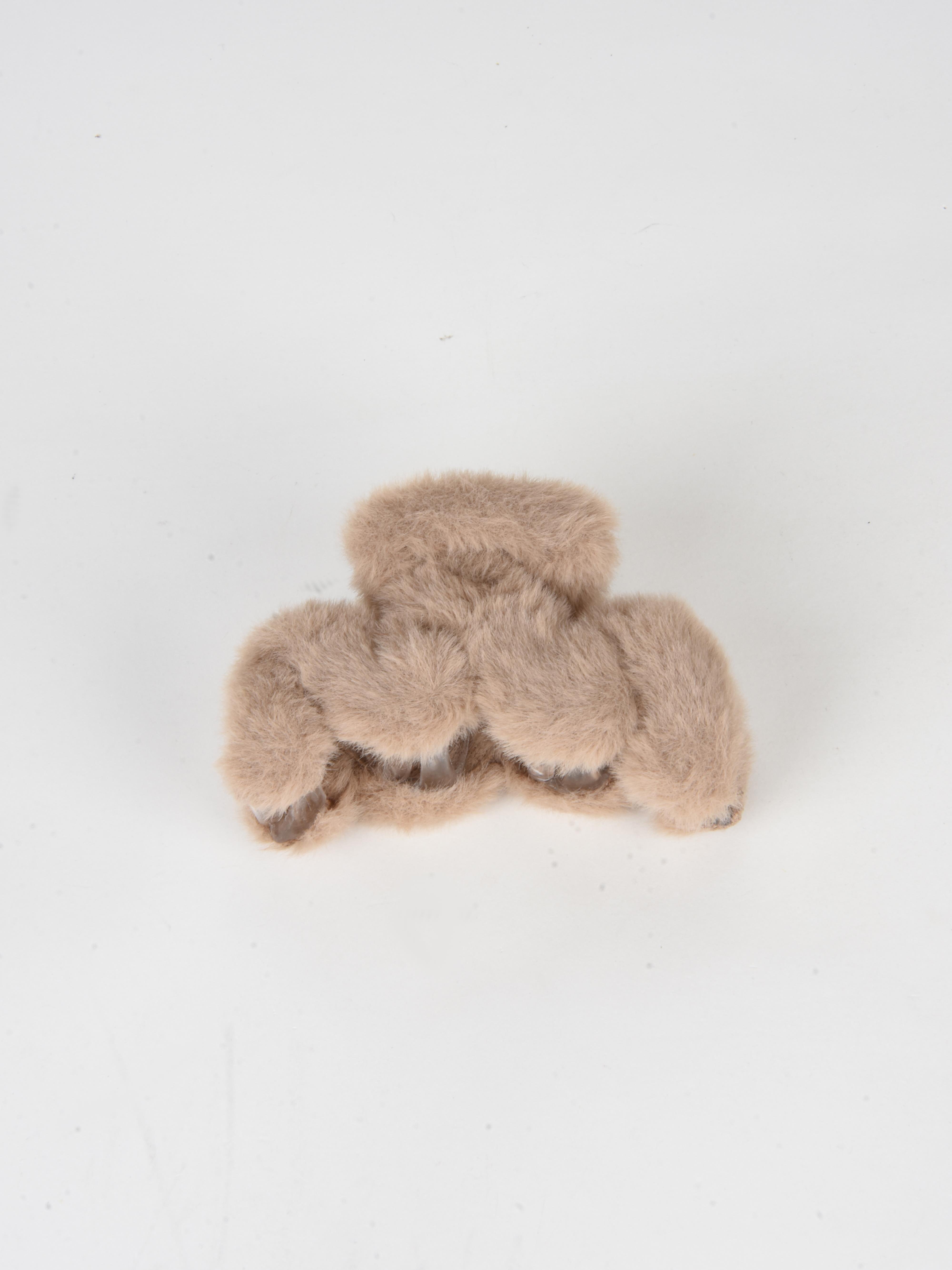 Peluş Toka