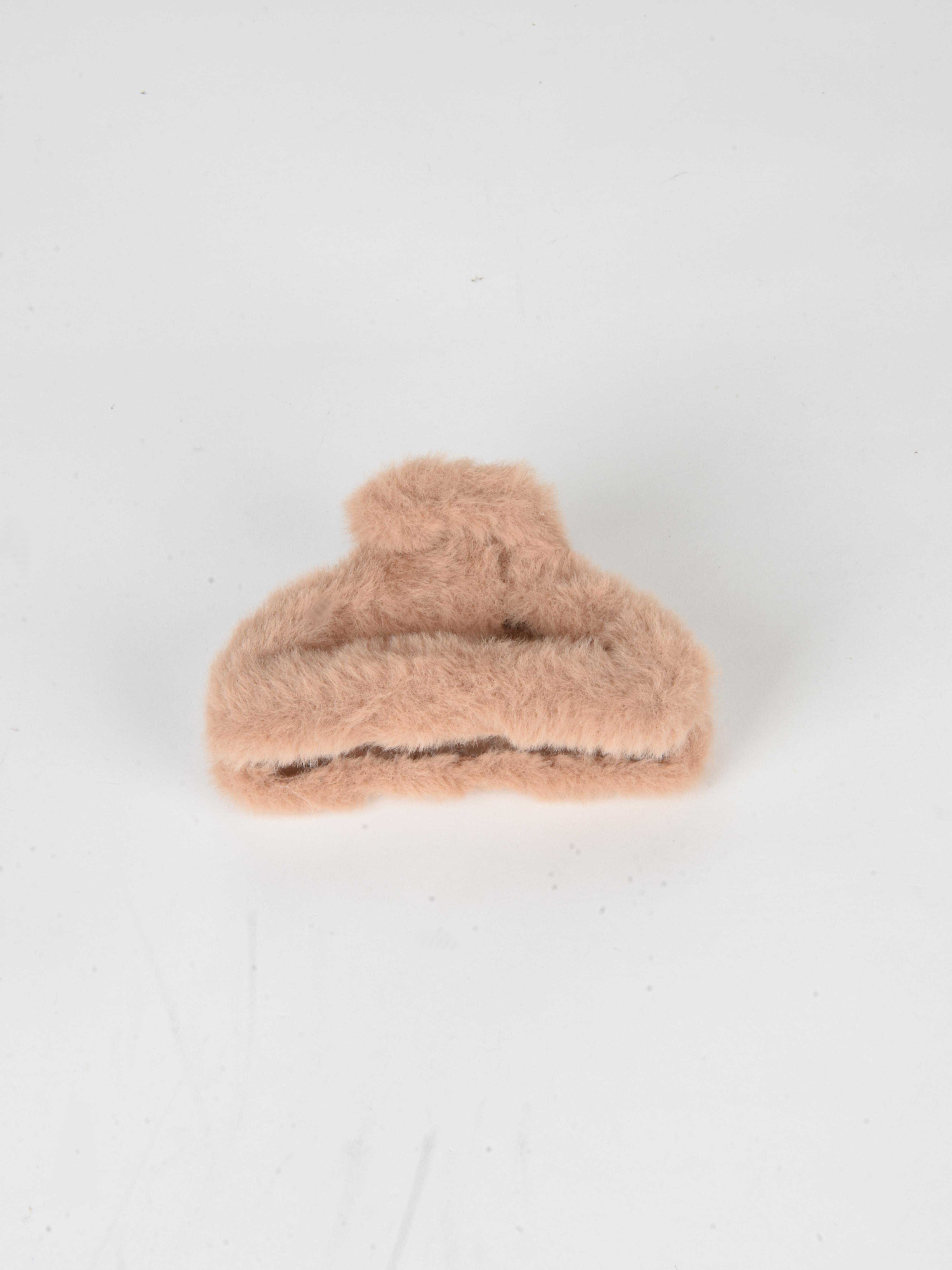 Peluş Toka