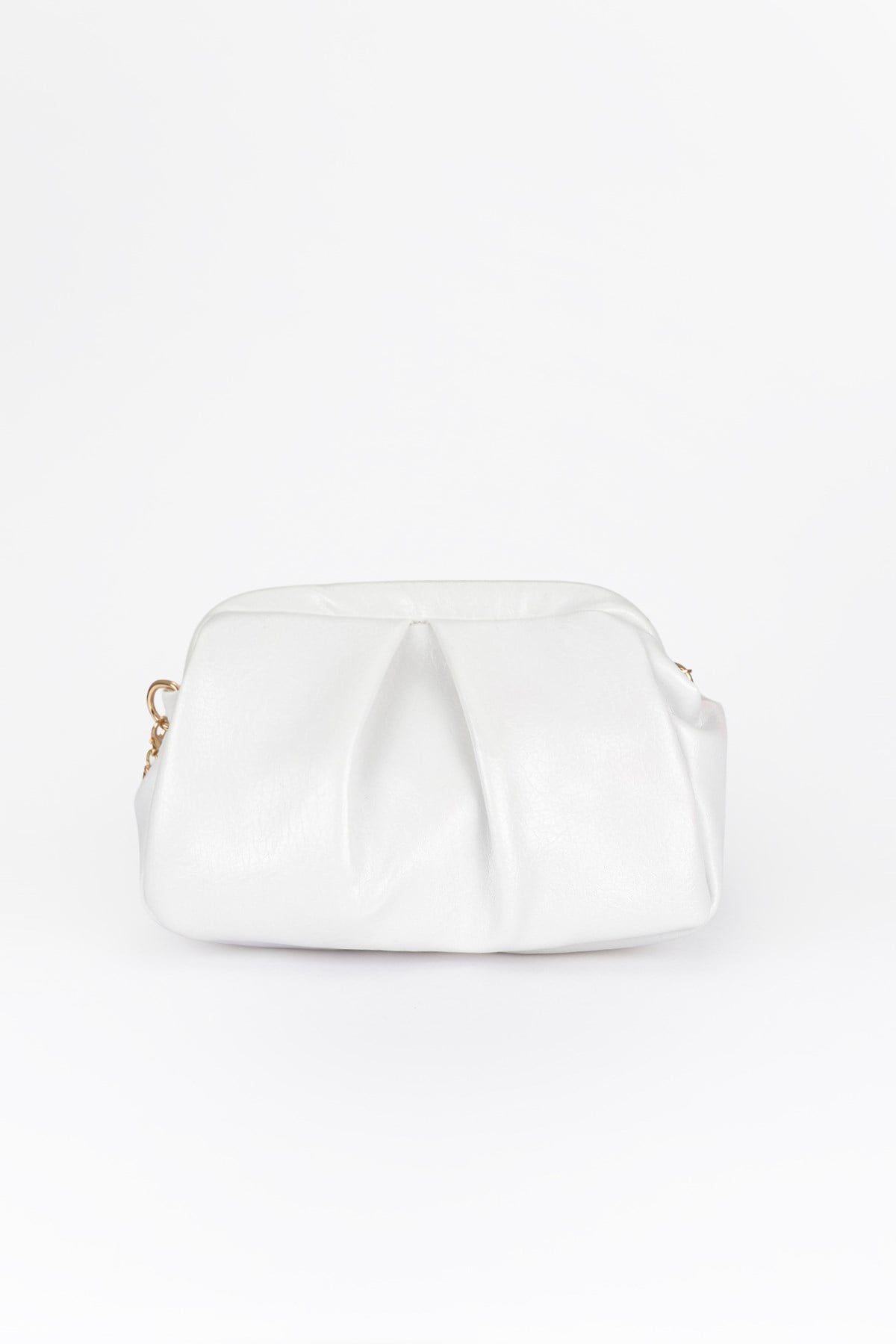Pile Detaylı Zincir Askılı Clutch Çanta Beyaz