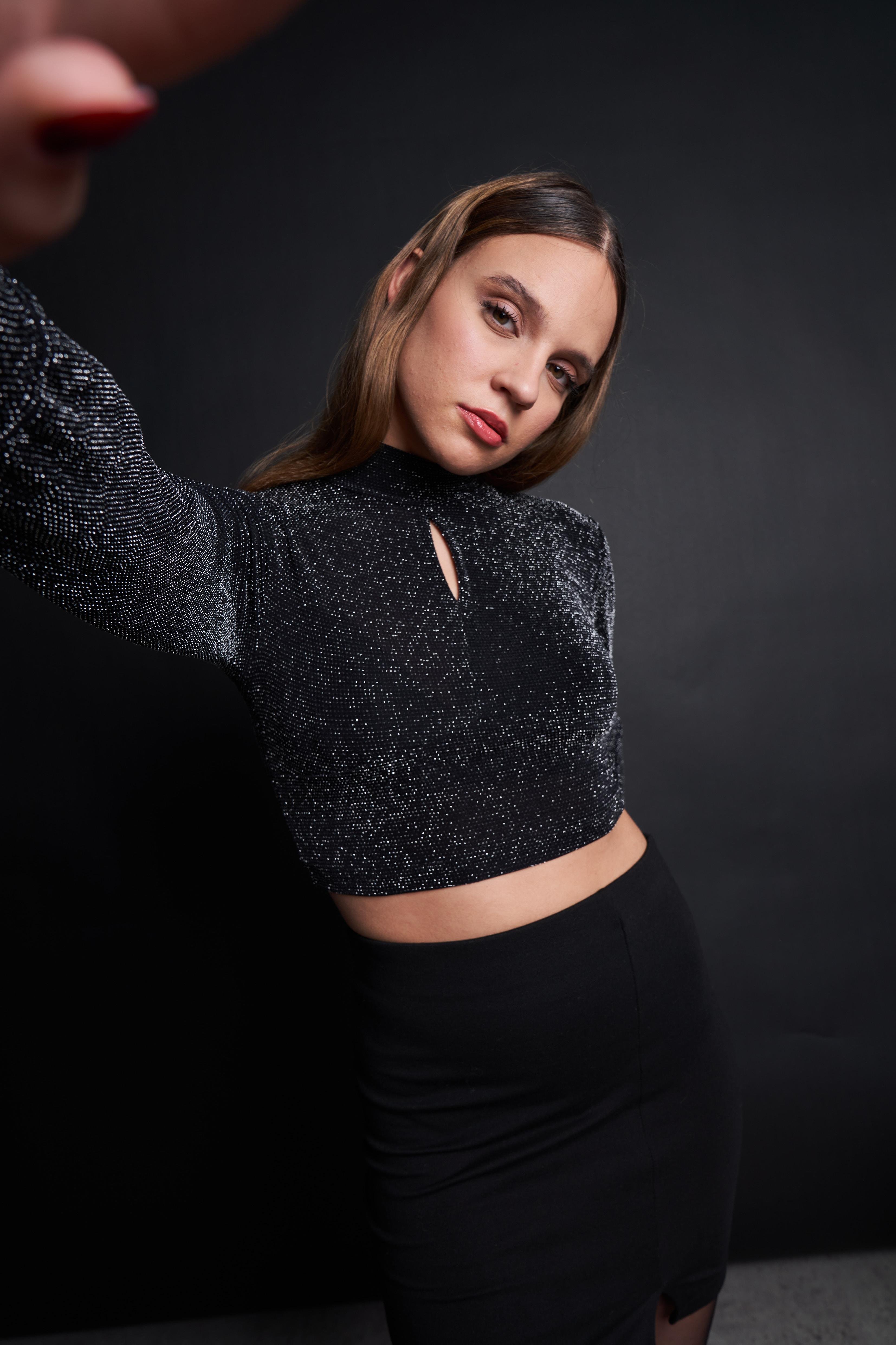 Simli Kısa Crop Bluz Siyah