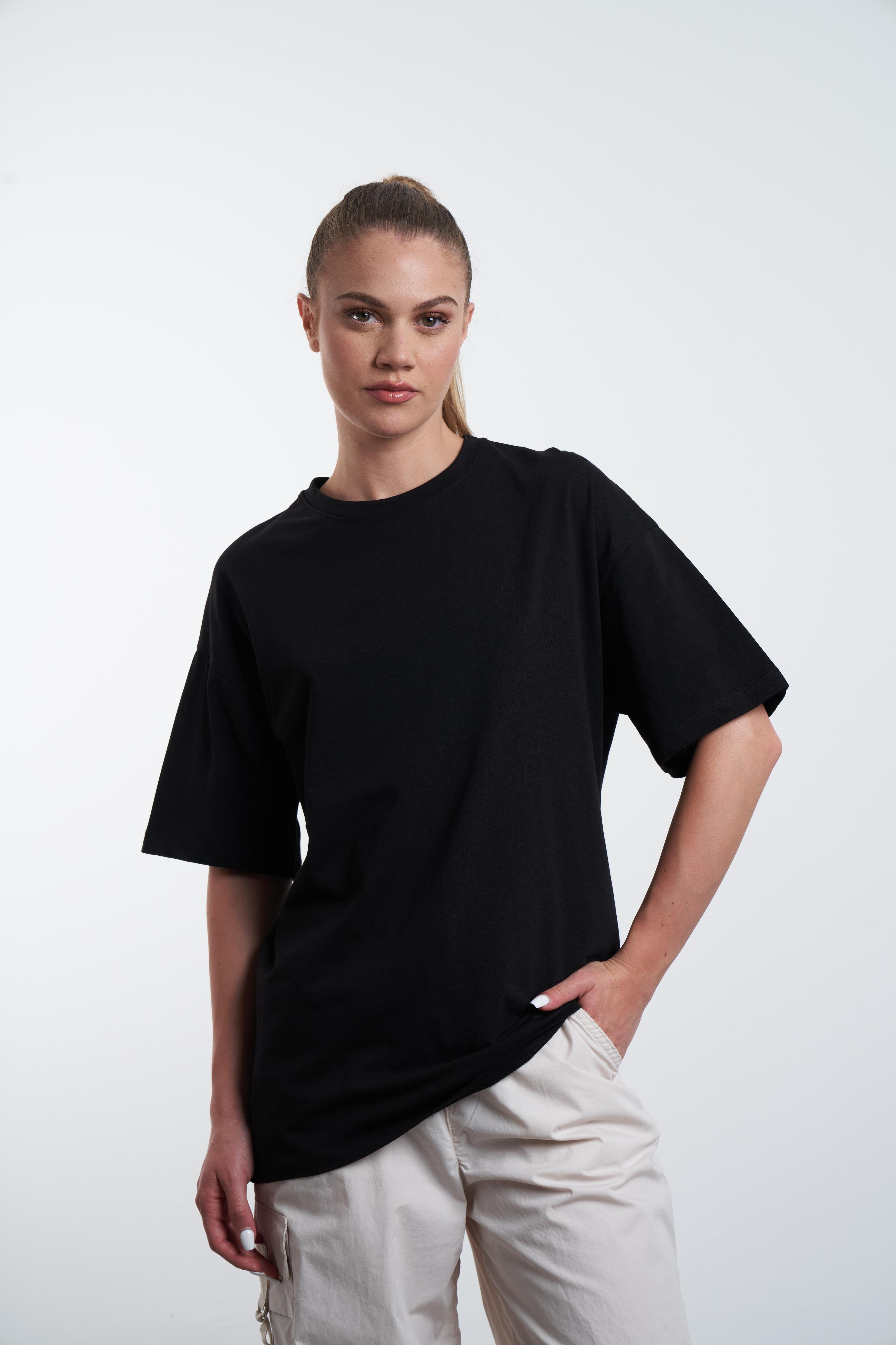 Sırt Yazı Nakış Baskılı T-shirt Siyah