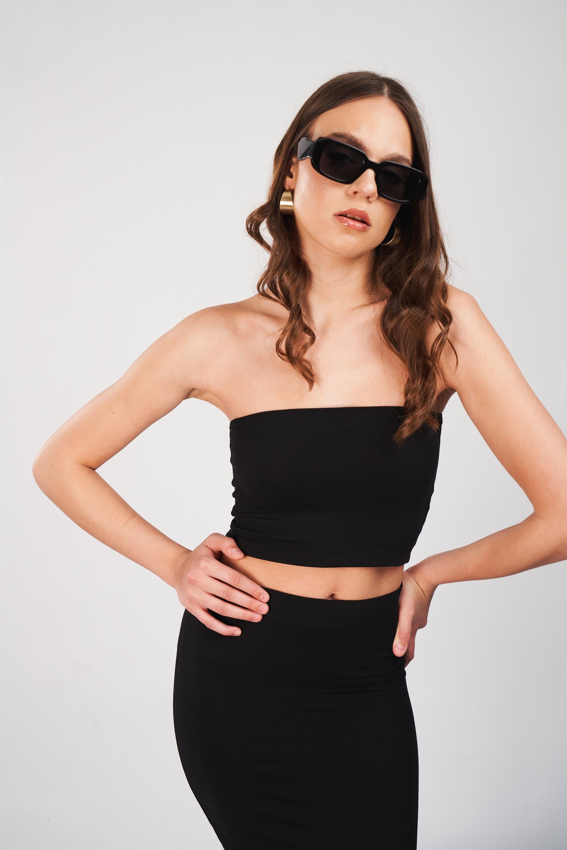 Straplez Crop