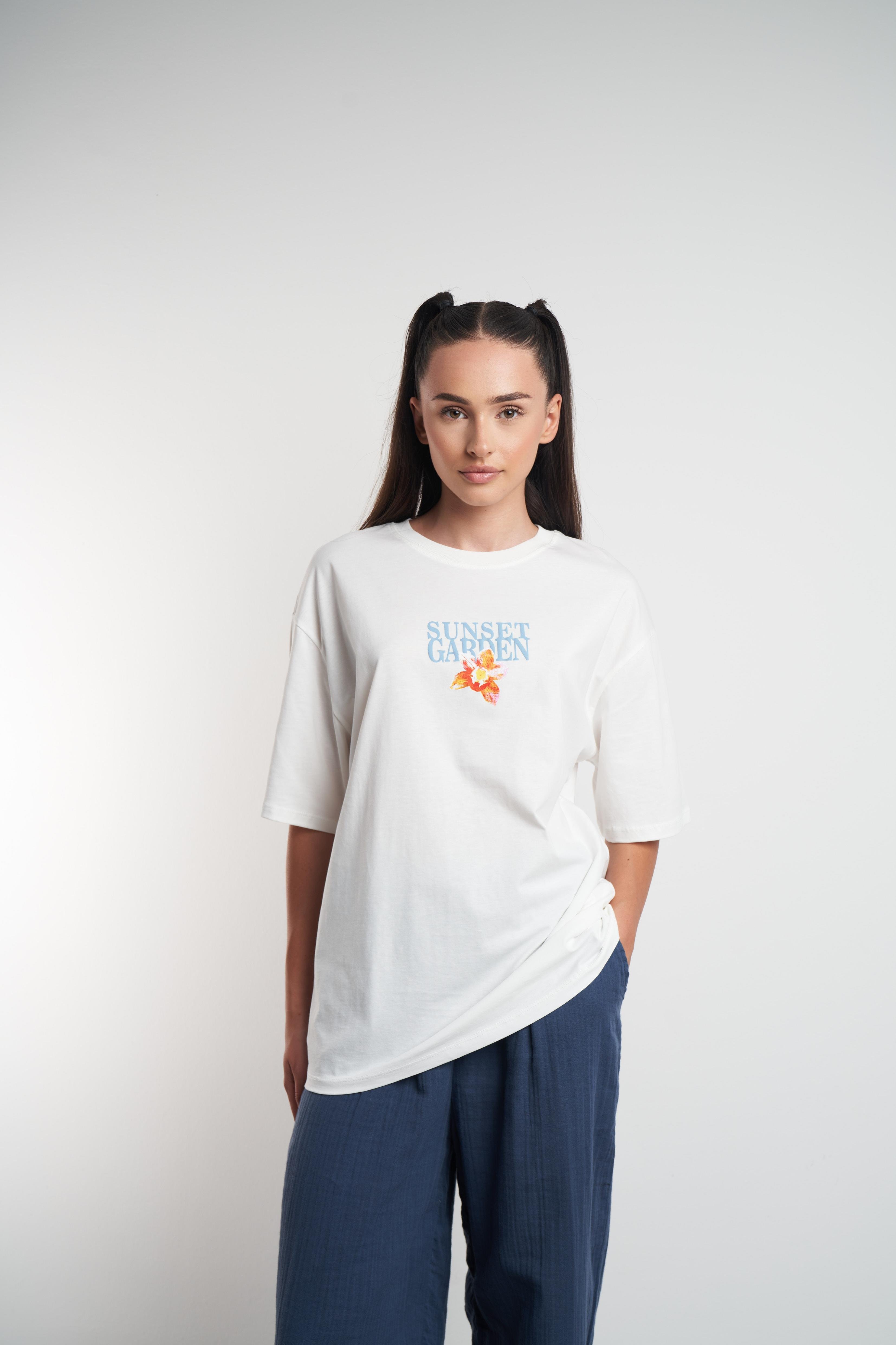 Sunset Garden Baskılı Oversize Kısa Kol T-shirt Ekru