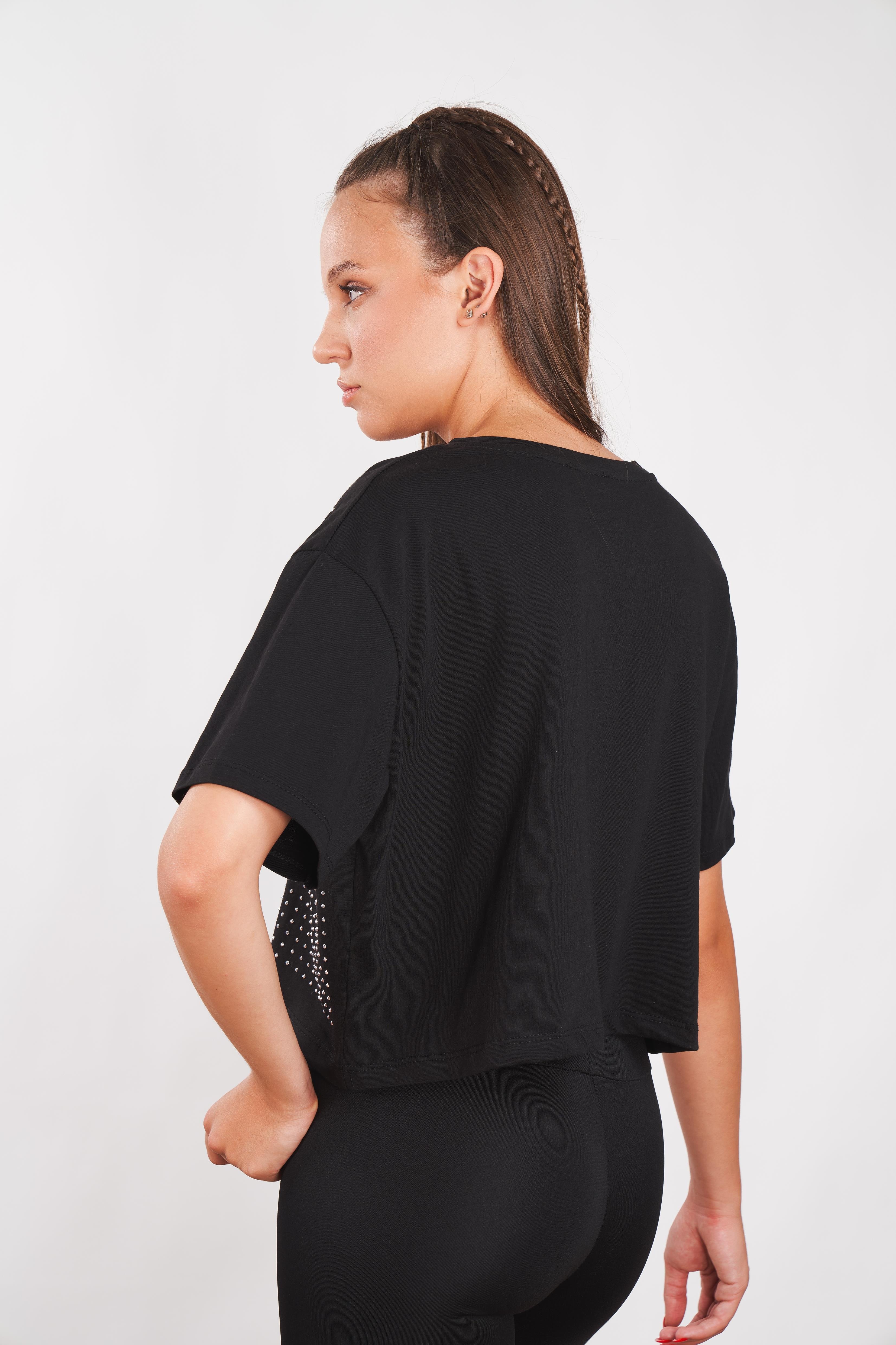 Taş Detaylı Love Baskılı T-shirt
