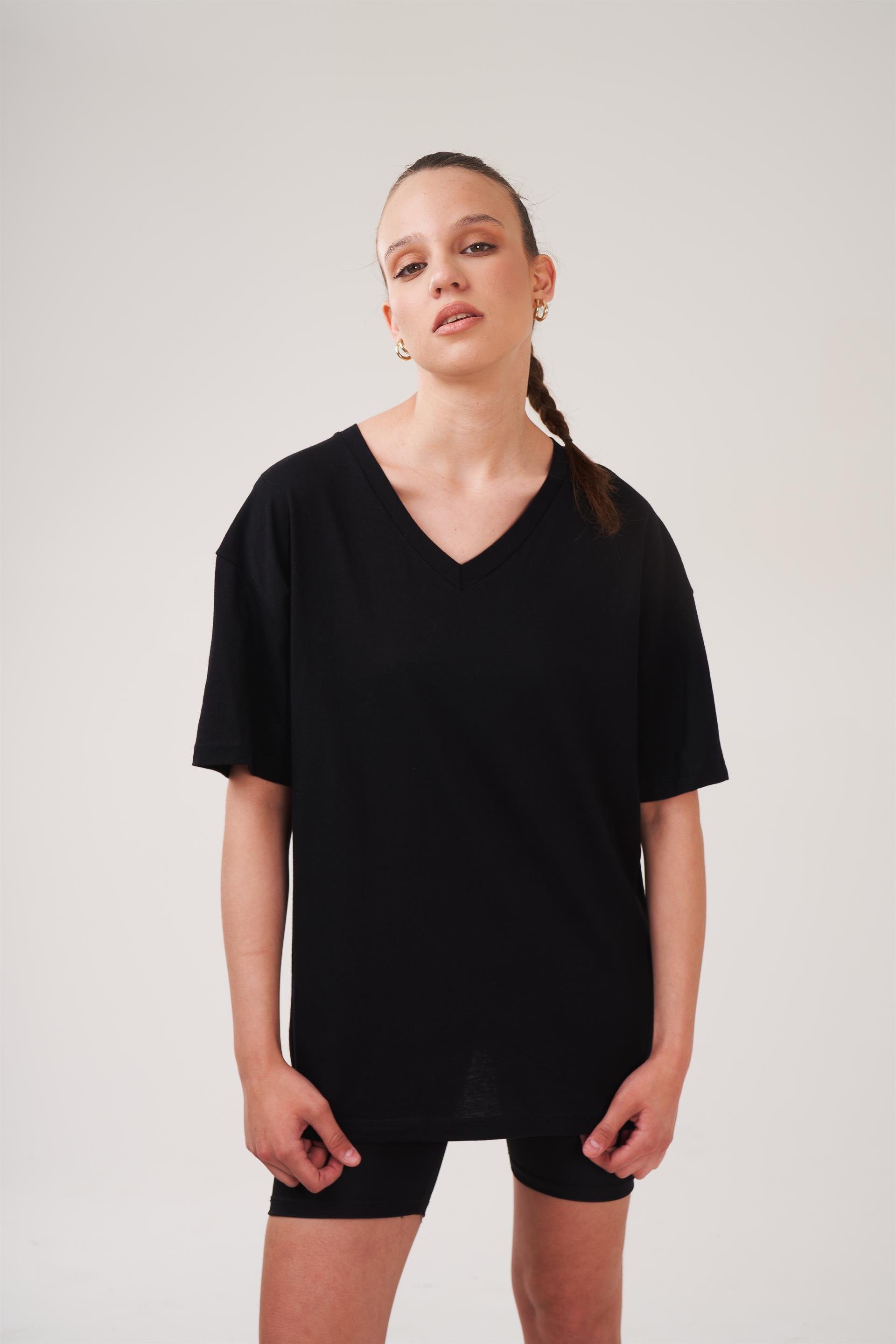 V Yaka Basic T-shirt