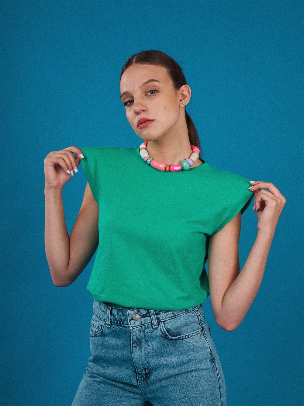 Vatkalı Kolsuz T-shirt