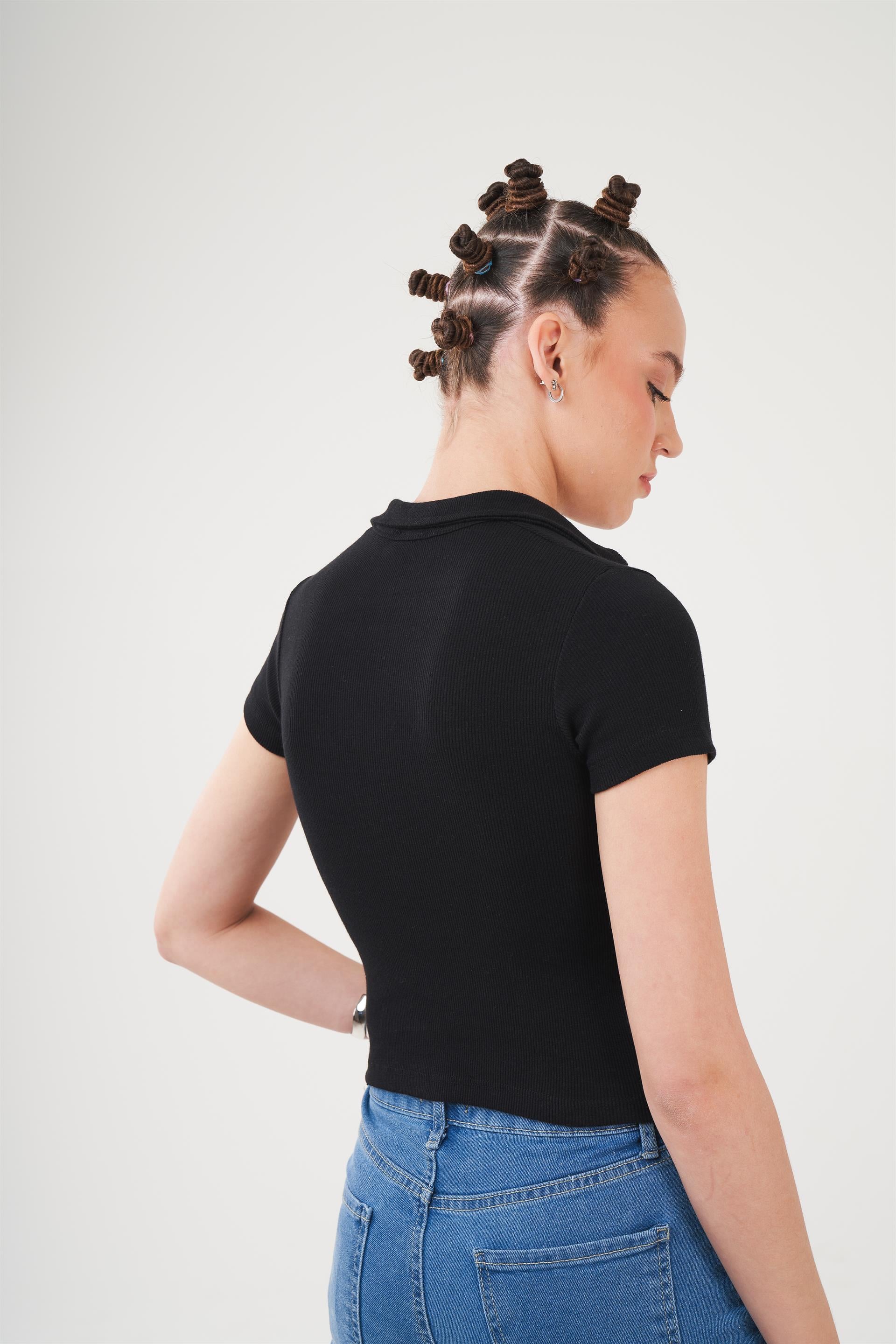 Yakalı Kaskorse T-shirt