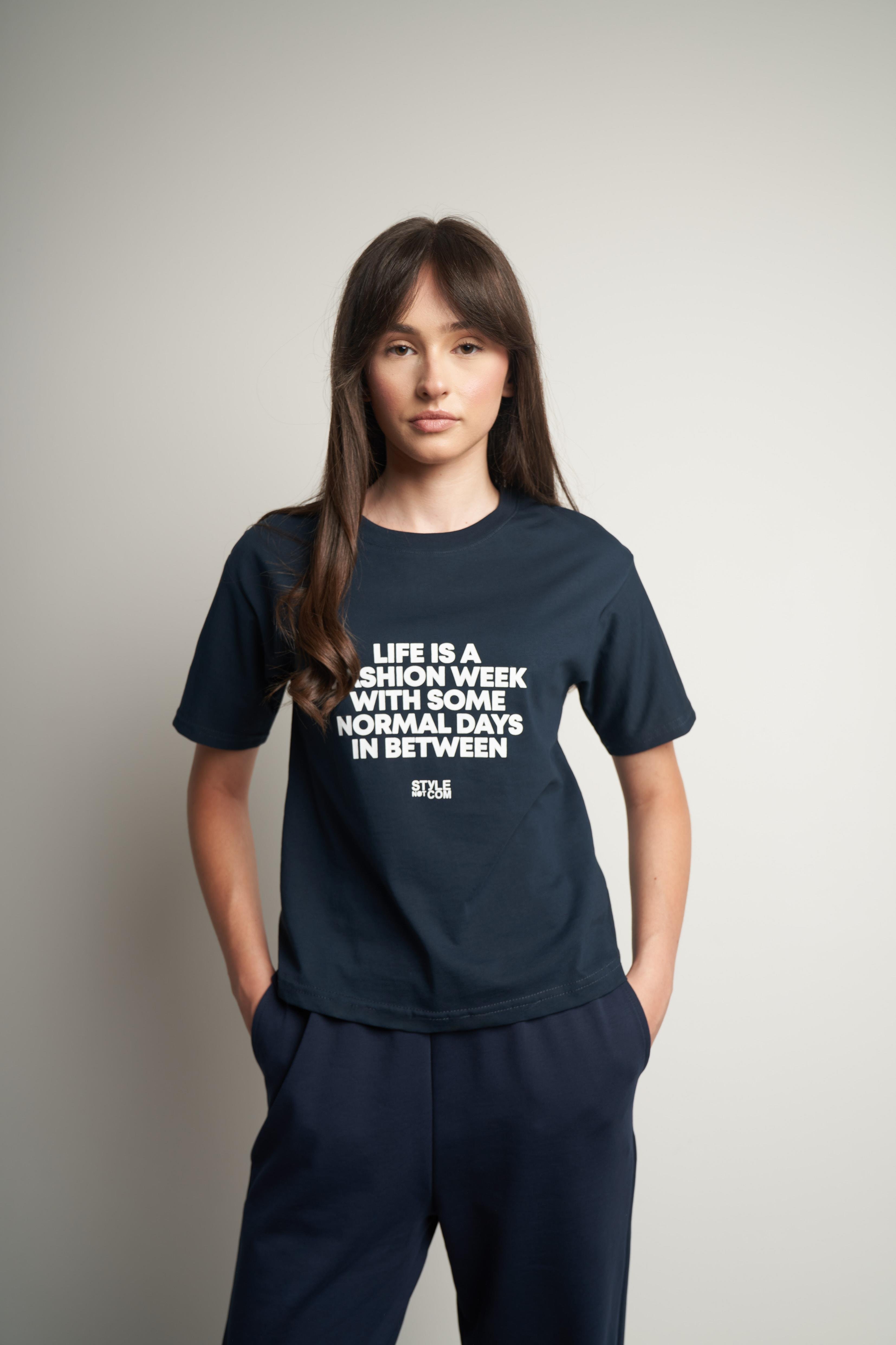 Yazı Baskılı Kısa Kol T-shirt Lacivert