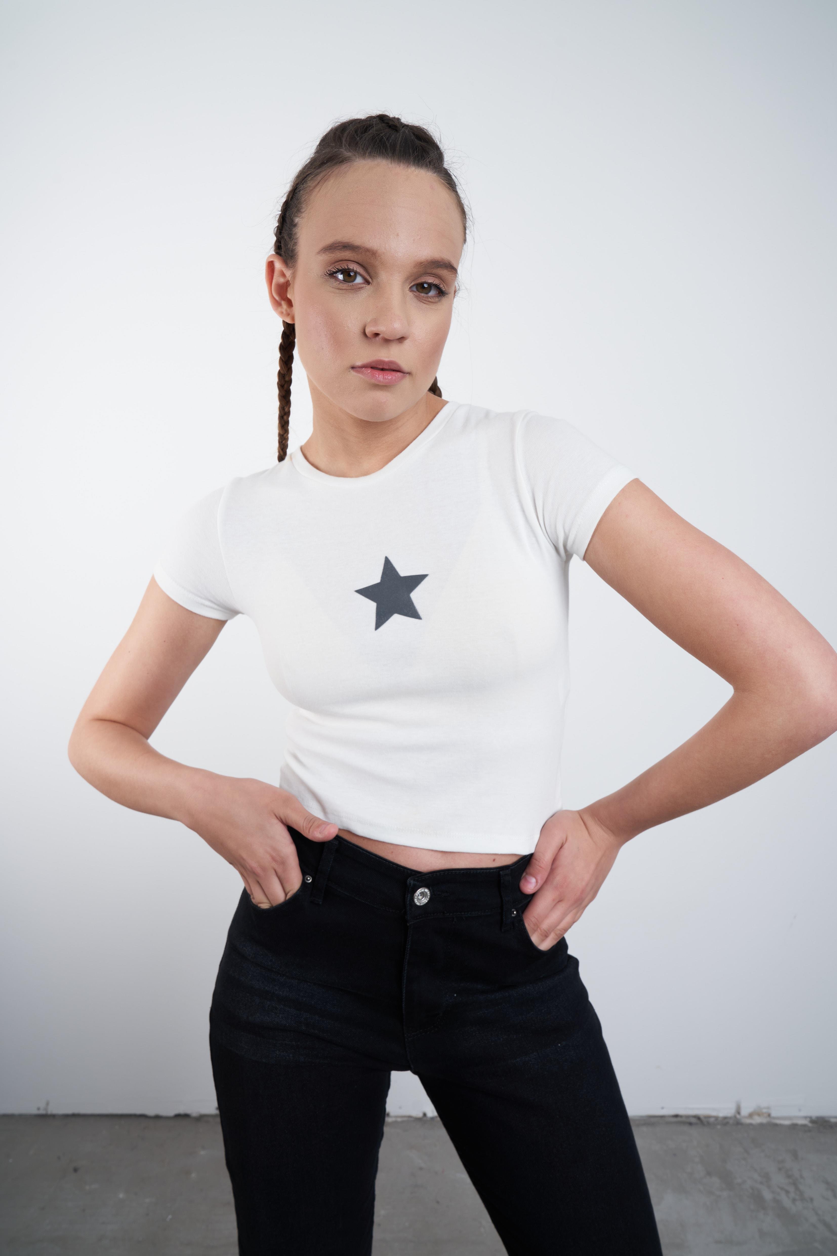 Yıldız Baskılı Kısa T-shirt Ekru
