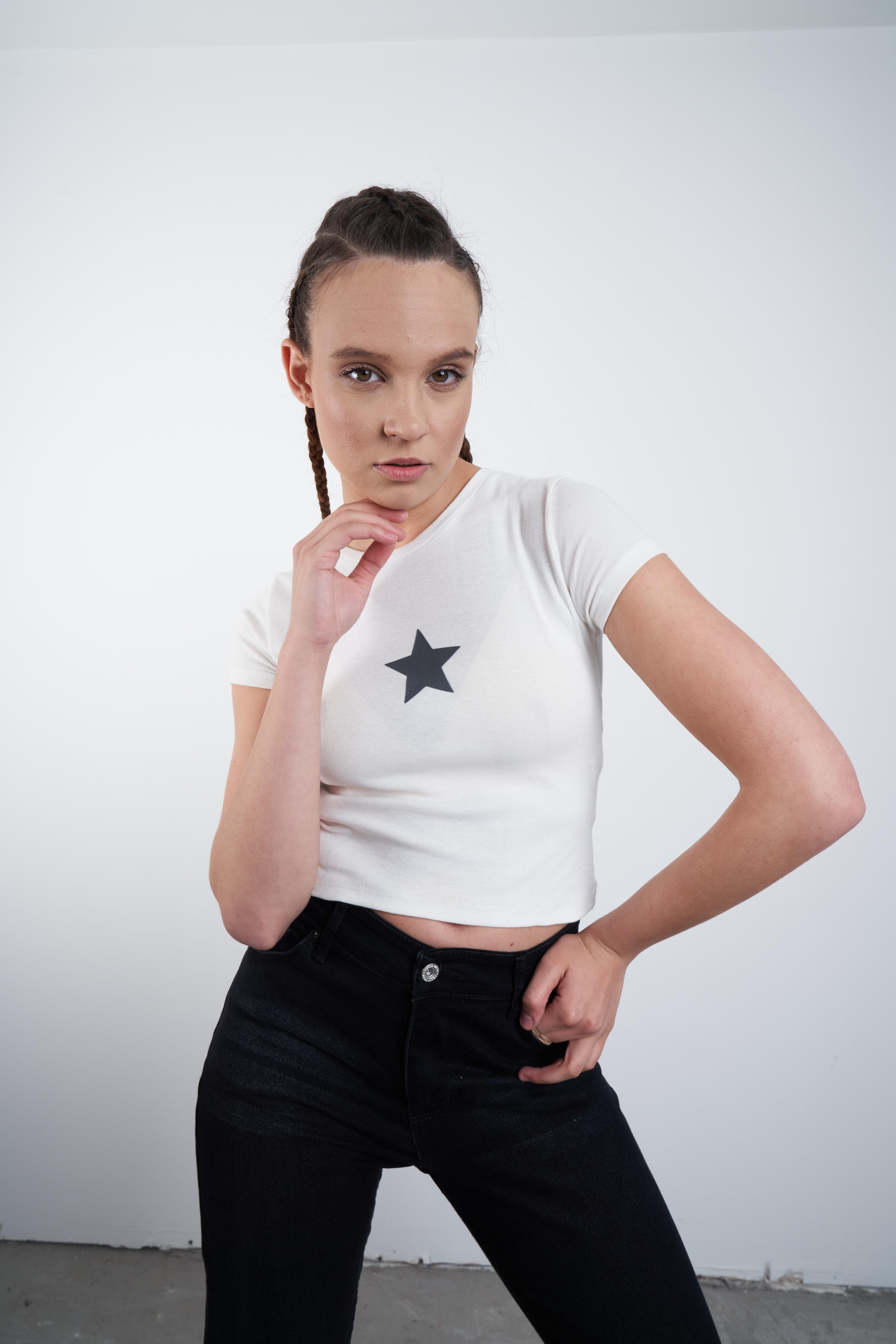 Yıldız Baskılı Kısa T-shirt Ekru