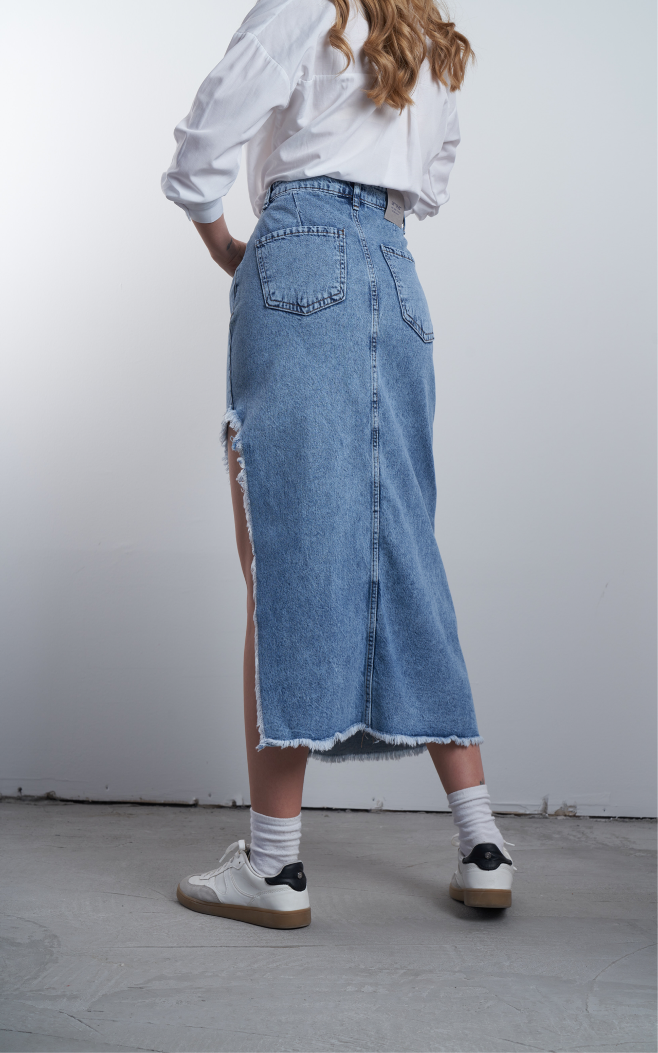 Yırtmaç Detaylı Denim Etek Mavi