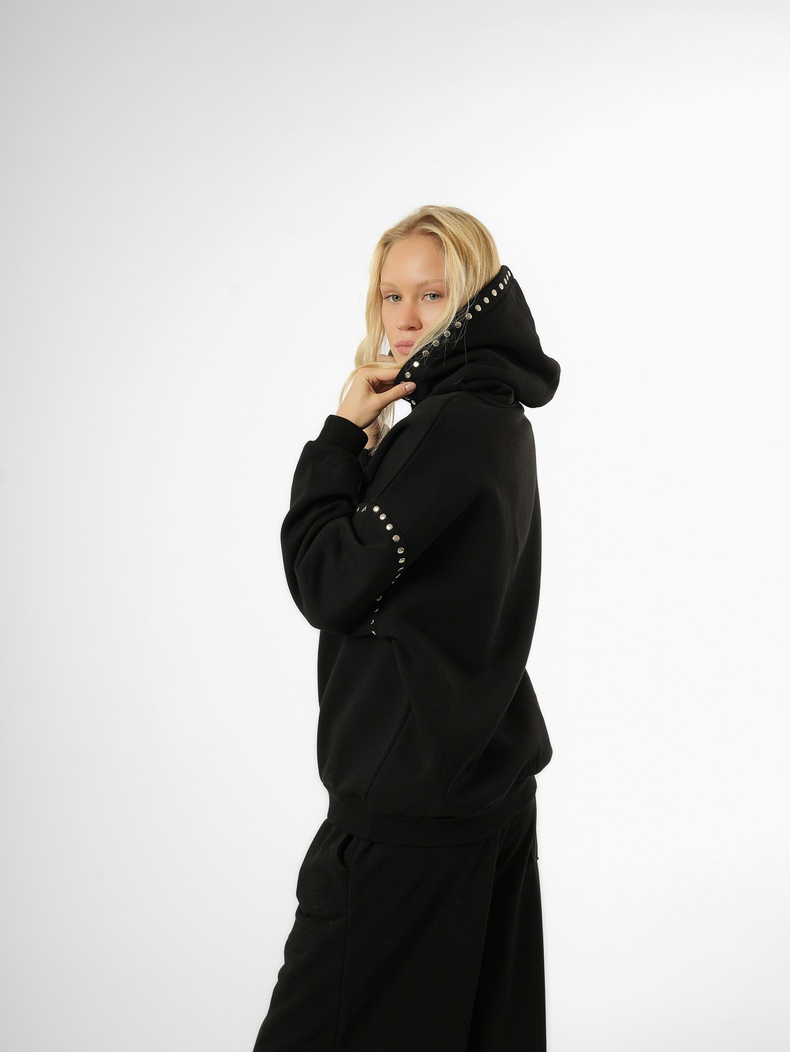 Zımba Detaylı Şardonlu Sweatshirt Siyah