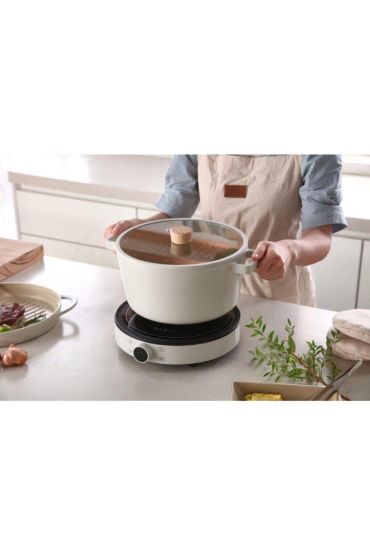 Neoflam Fika Cam Kapaklı Alüminyum Derin Döküm Tencere 26 cm