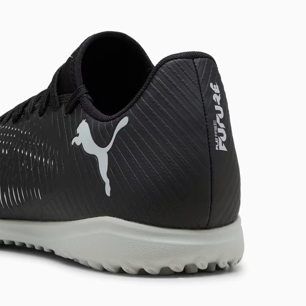 Puma Future 8 Play TT Halı Saha Ayakkabısı 108378-02