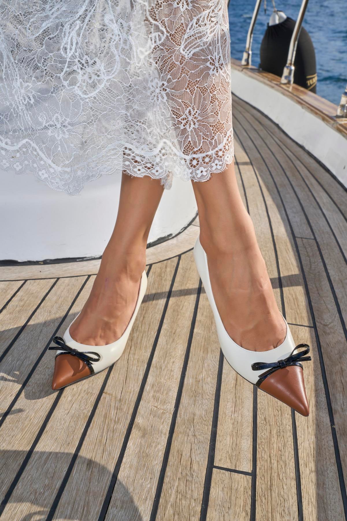 ARANCO BEJ HAKİKİ DERİ Kadın Stiletto & AbiyeARANCO BEJ HAKİKİ DERİ Kadın Stiletto & Abiye