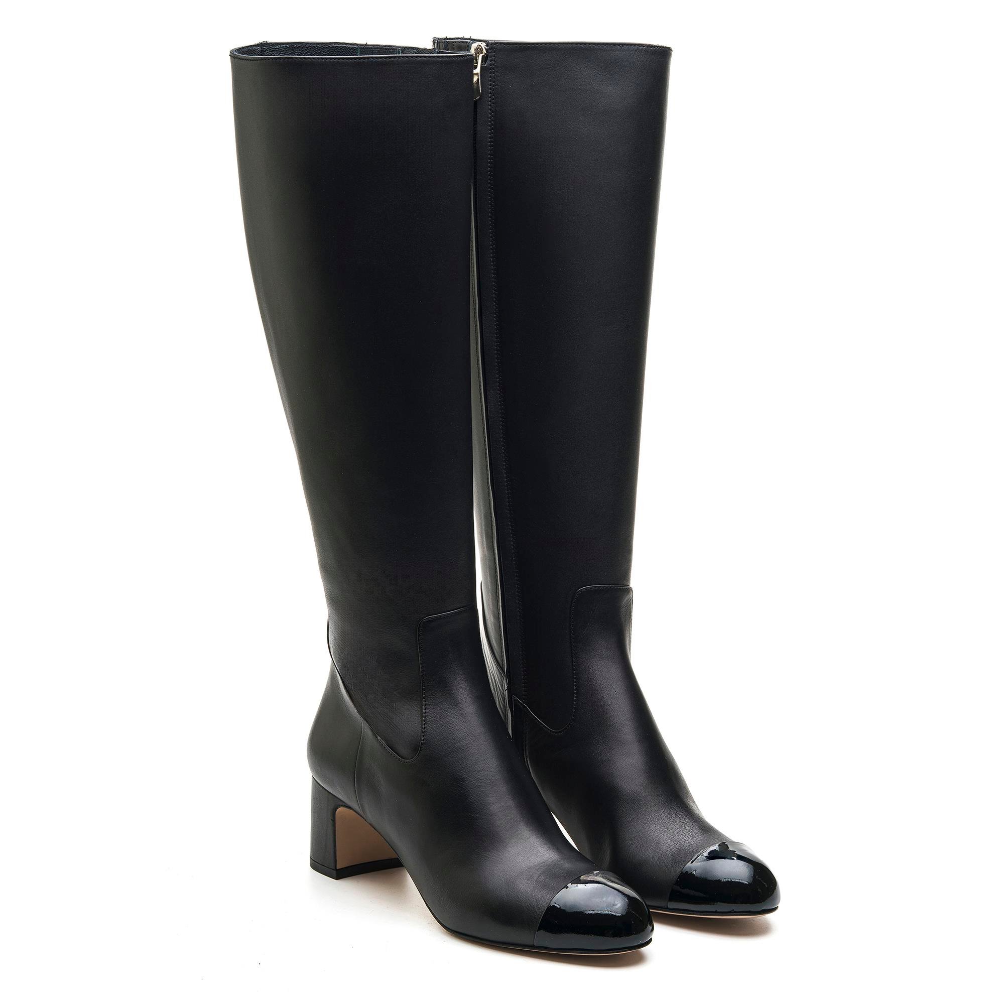 GENTEL SİYAH HAKİKİ DERİ Kadın TOPUKLU ÇİZMEGENTEL SİYAH HAKİKİ DERİ Kadın TOPUKLU ÇİZME