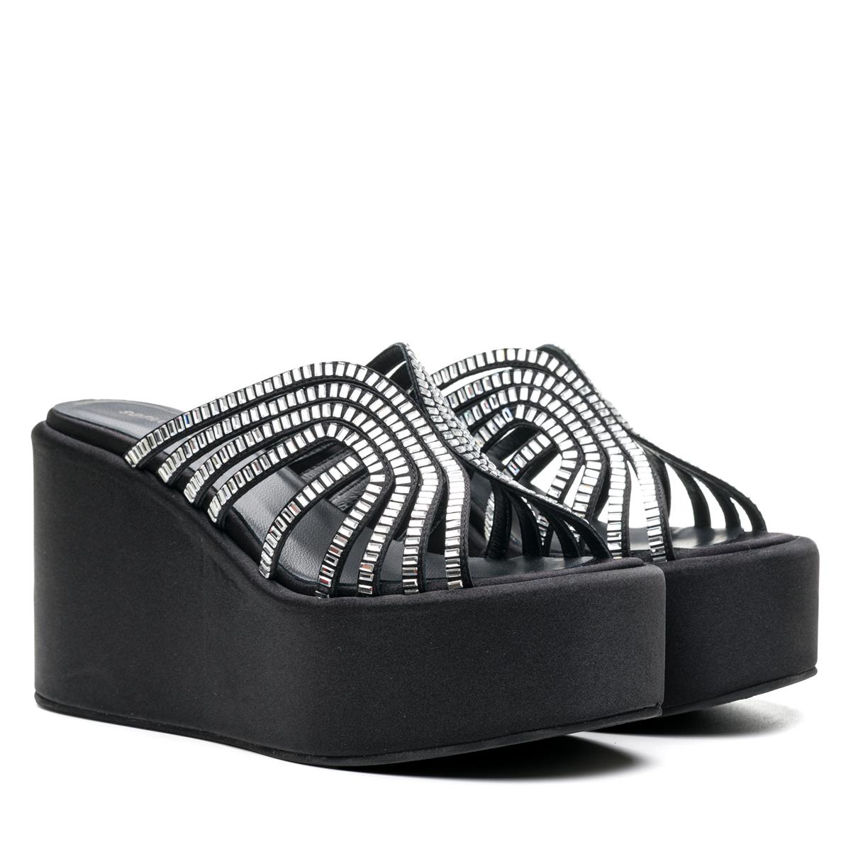 JULLY SİYAH TEKSTİL Kadın TOPUKLU TERLİKJULLY SİYAH TEKSTİL Kadın TOPUKLU TERLİK