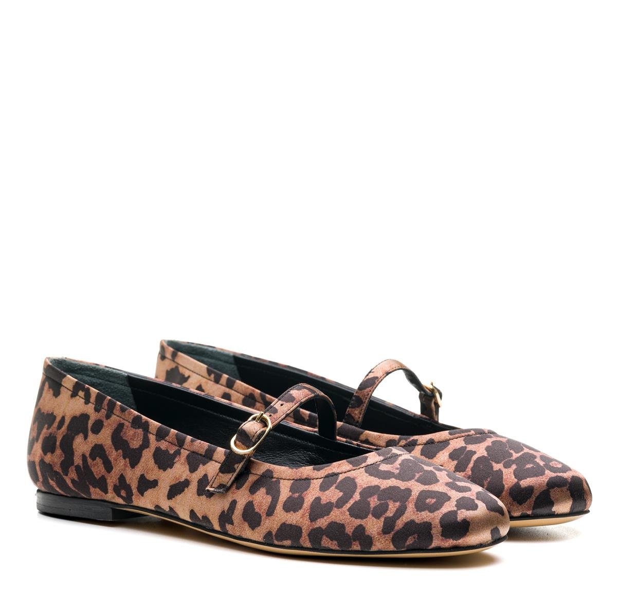 ZELN LEOPAR TEKSTİL Kadın BABETZELN LEOPAR TEKSTİL Kadın BABET