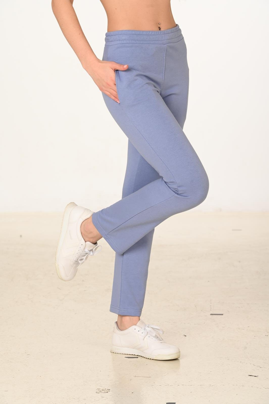 Kadın Pamuklu Slim Fit Eşofman Altı Mavi 5444-M