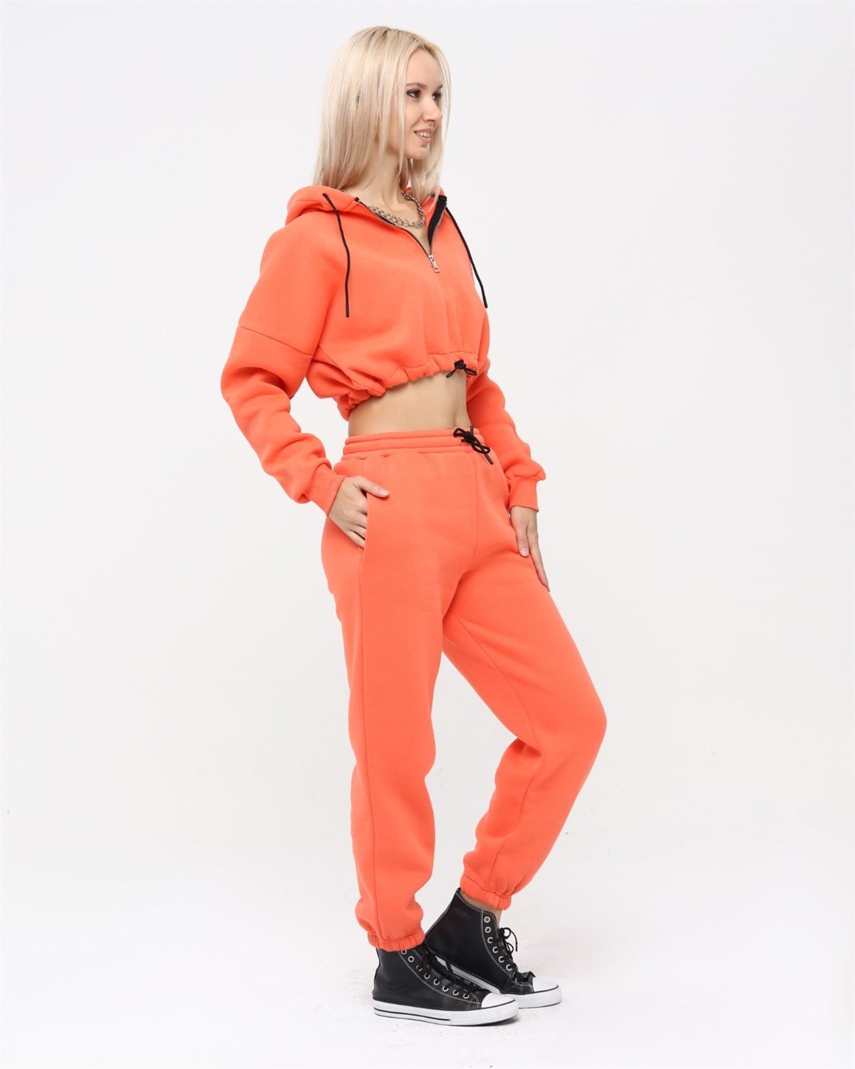 Yarım Fermuarlı Kapüşonlu Crop Sweatshirt 5502T