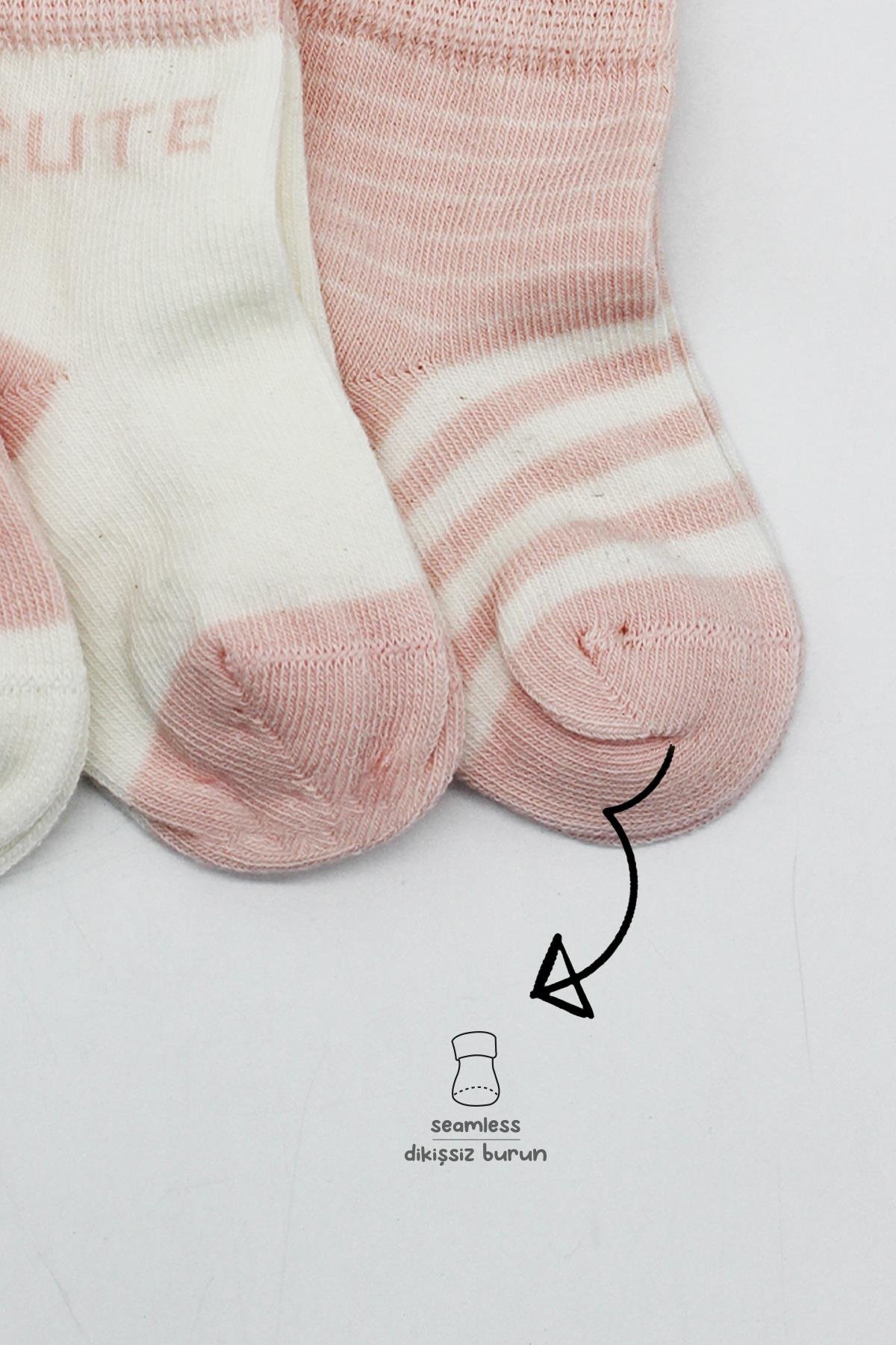 ÇORAPBistyleBistyle Organik Dikişsiz 3lü Cute Stars Penye Soket Bebek Çorap 0-3 Ay