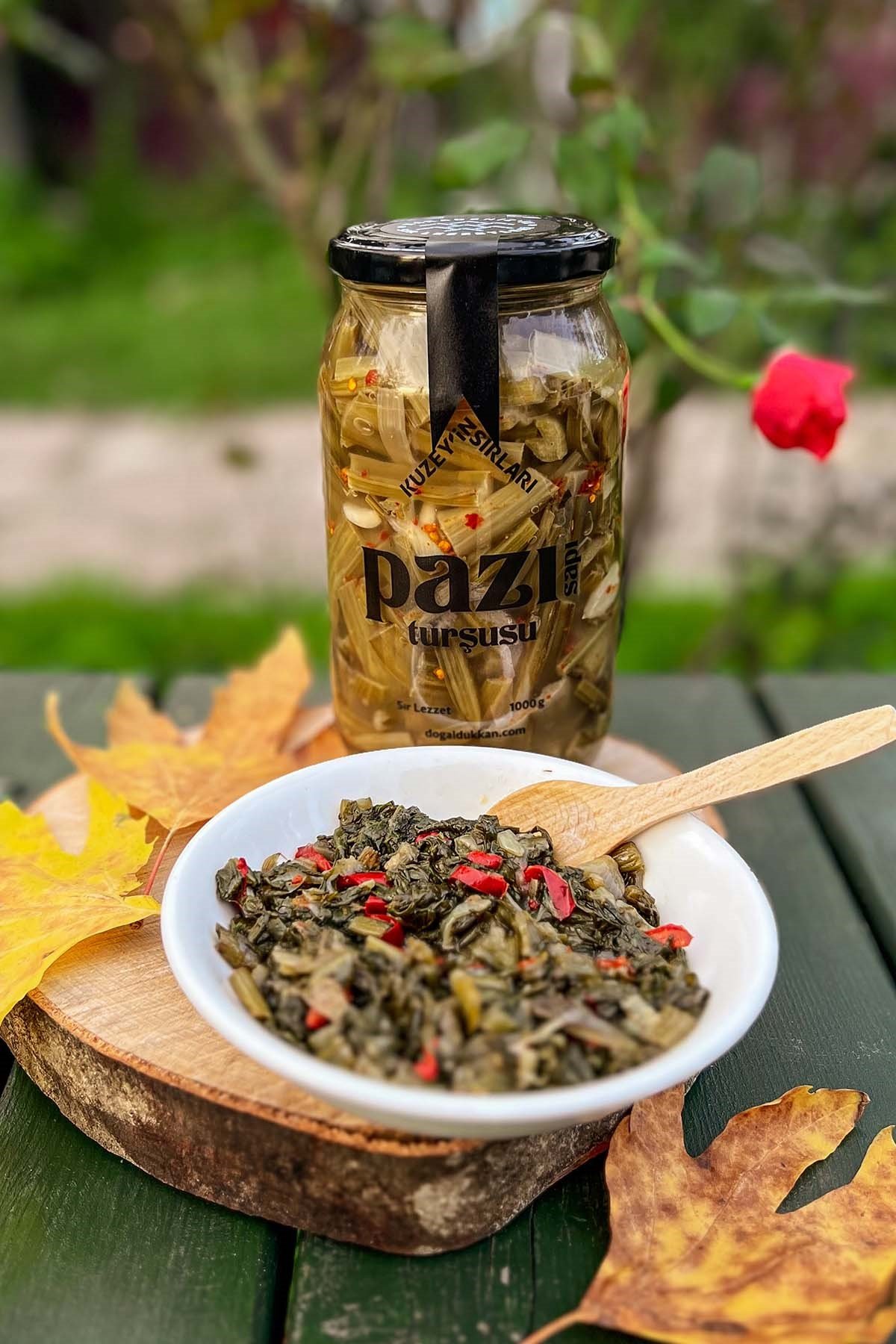 Pazı Sapı Turşusu (1KG)