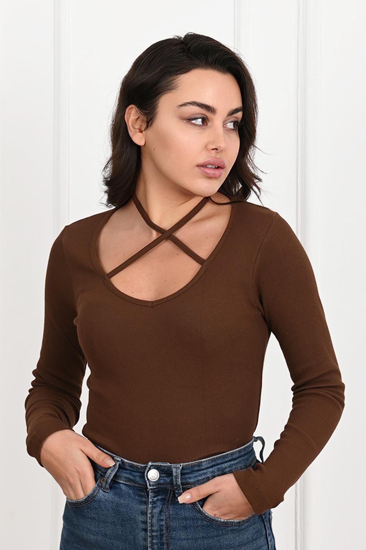 Kadın Boyun Askılı Bluz 1418-23