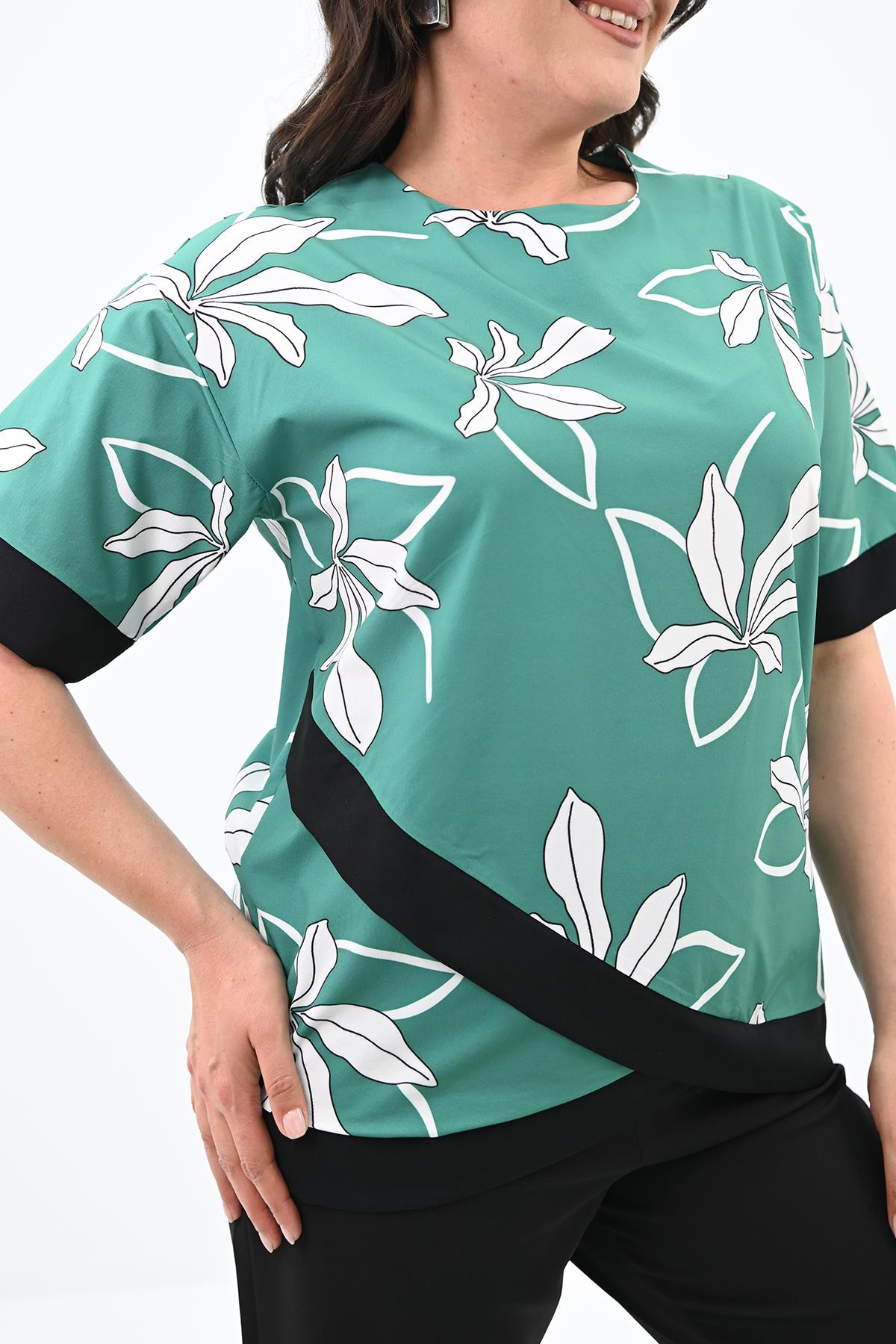 Kadın Büyük Beden Desen Baskılı T-shirt Takım 8110-24