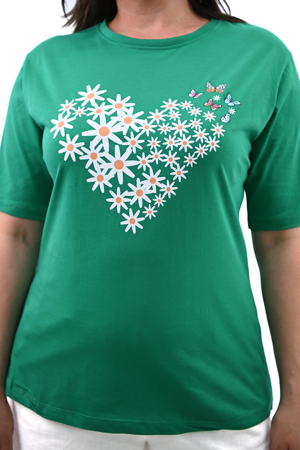 Kadın Büyük Beden Kalp şeklinde Papatya Baskılı T-Shirt 1575-23