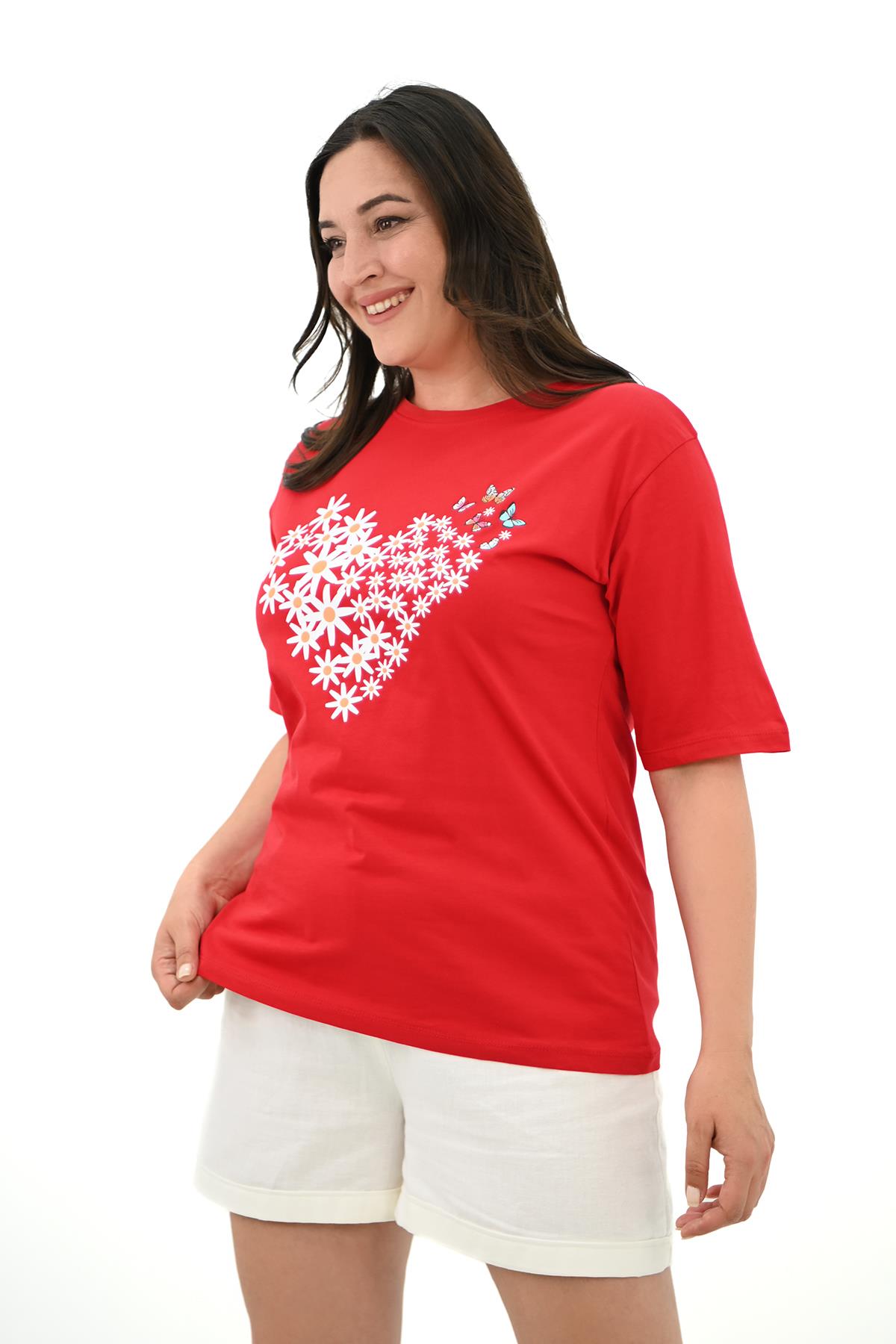 Kadın Büyük Beden Kalp şeklinde Papatya Baskılı T-Shirt 1575-23
