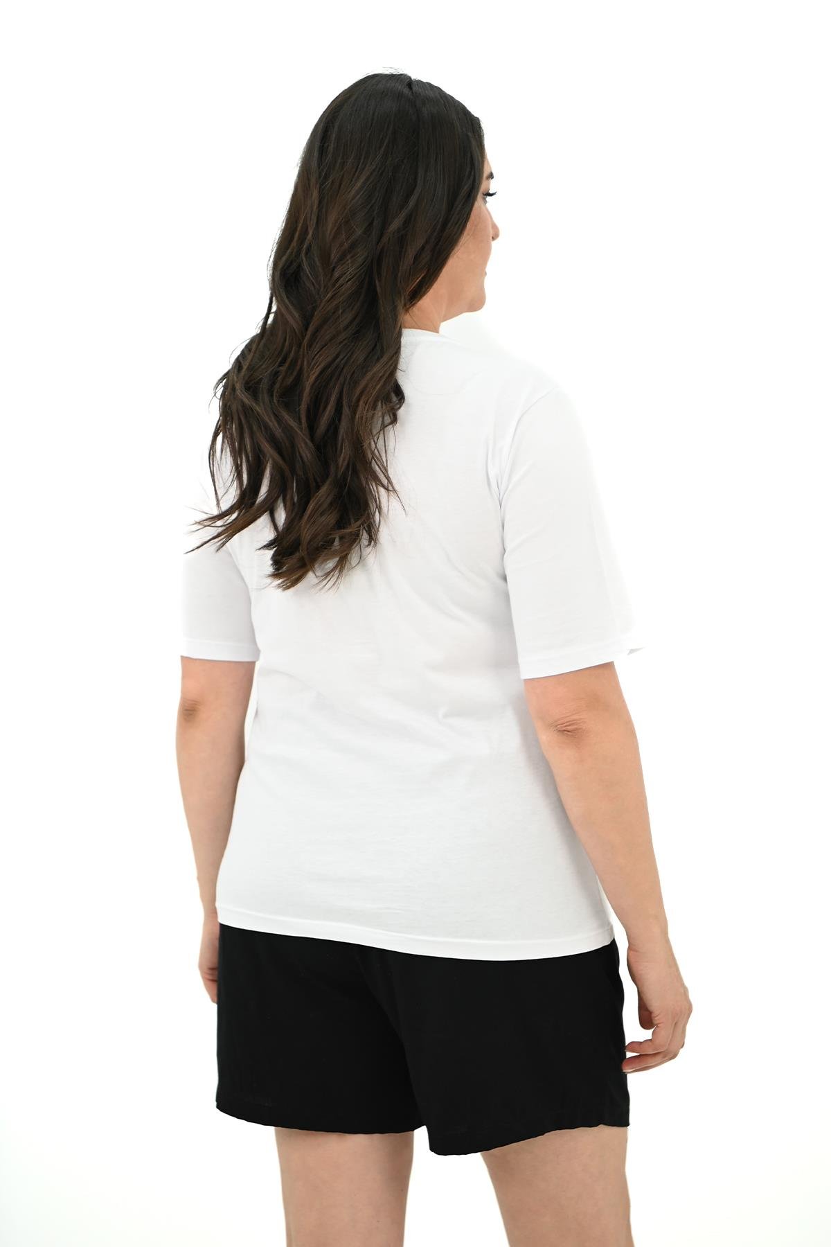Kadın Büyük Beden Kalp şeklinde Papatya Baskılı T-Shirt 1575-23