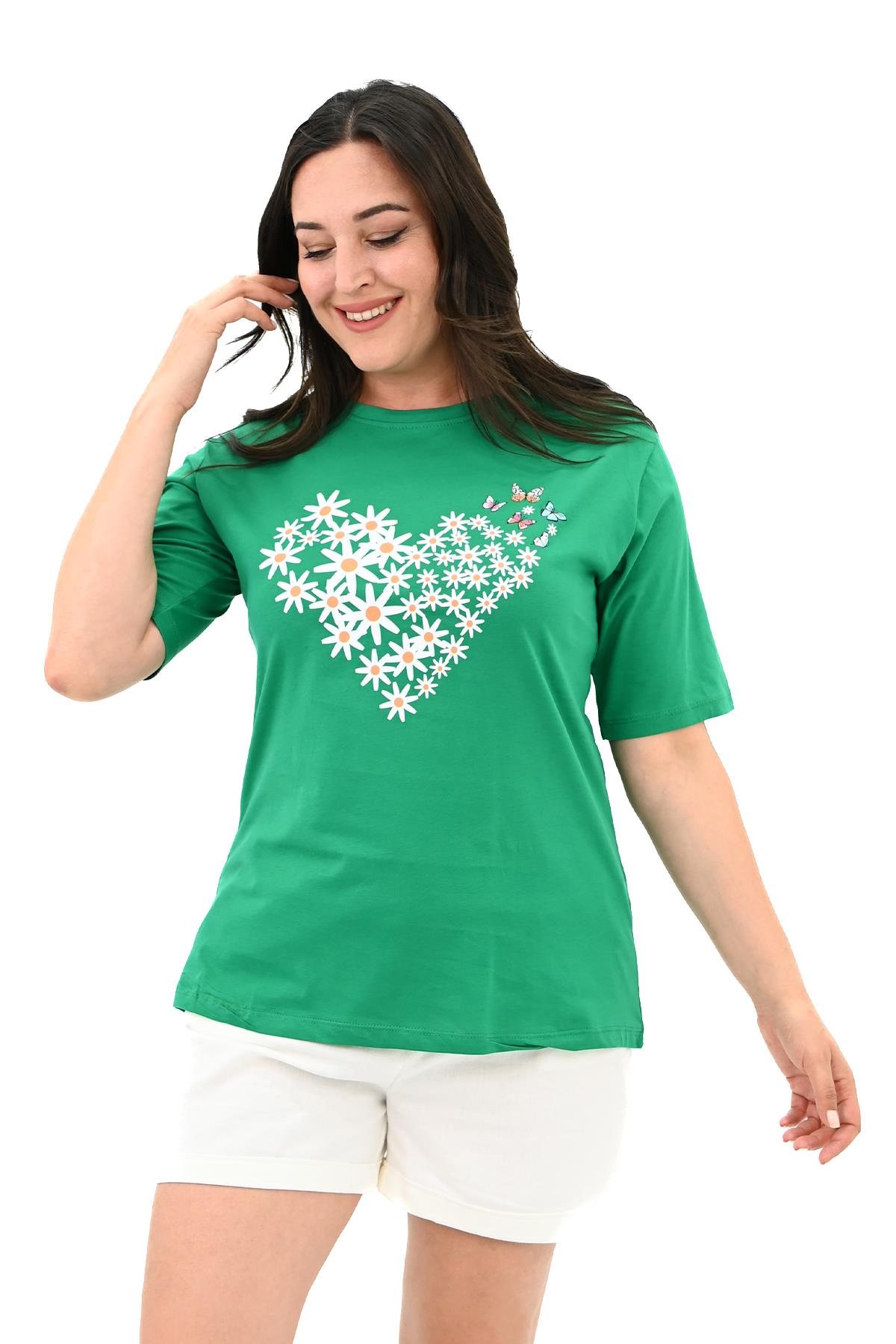 Kadın Büyük Beden Kalp şeklinde Papatya Baskılı T-Shirt 1575-23