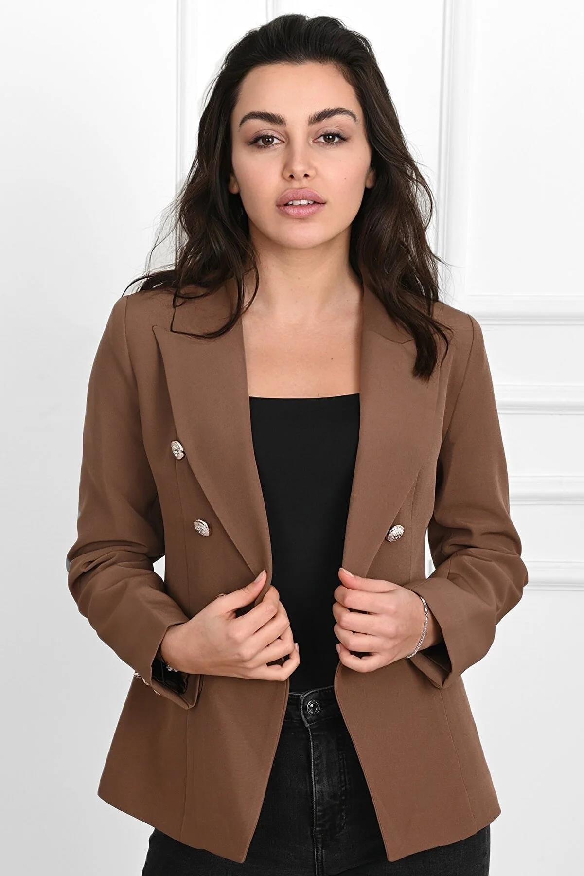 Kadın Gold Düğme Detaylı Blazer Ceket 0109-23