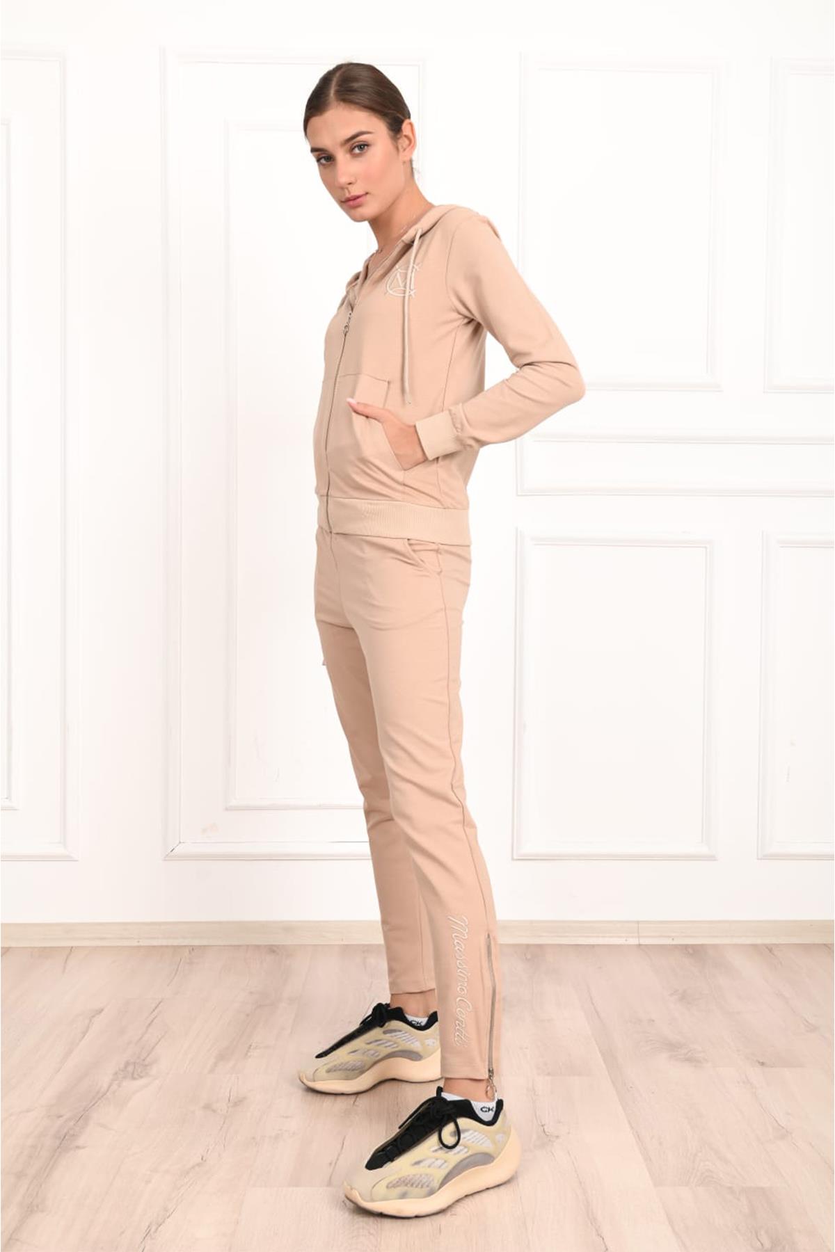 Kadın M Harf Baskılı Eşofman Takımı 3429-23