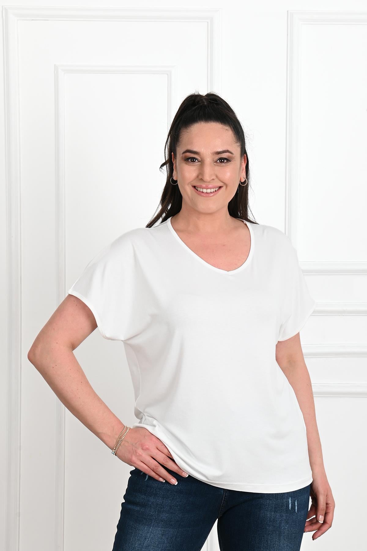 Kadın V Yaka Büyük Beden T-shirt 1486-23